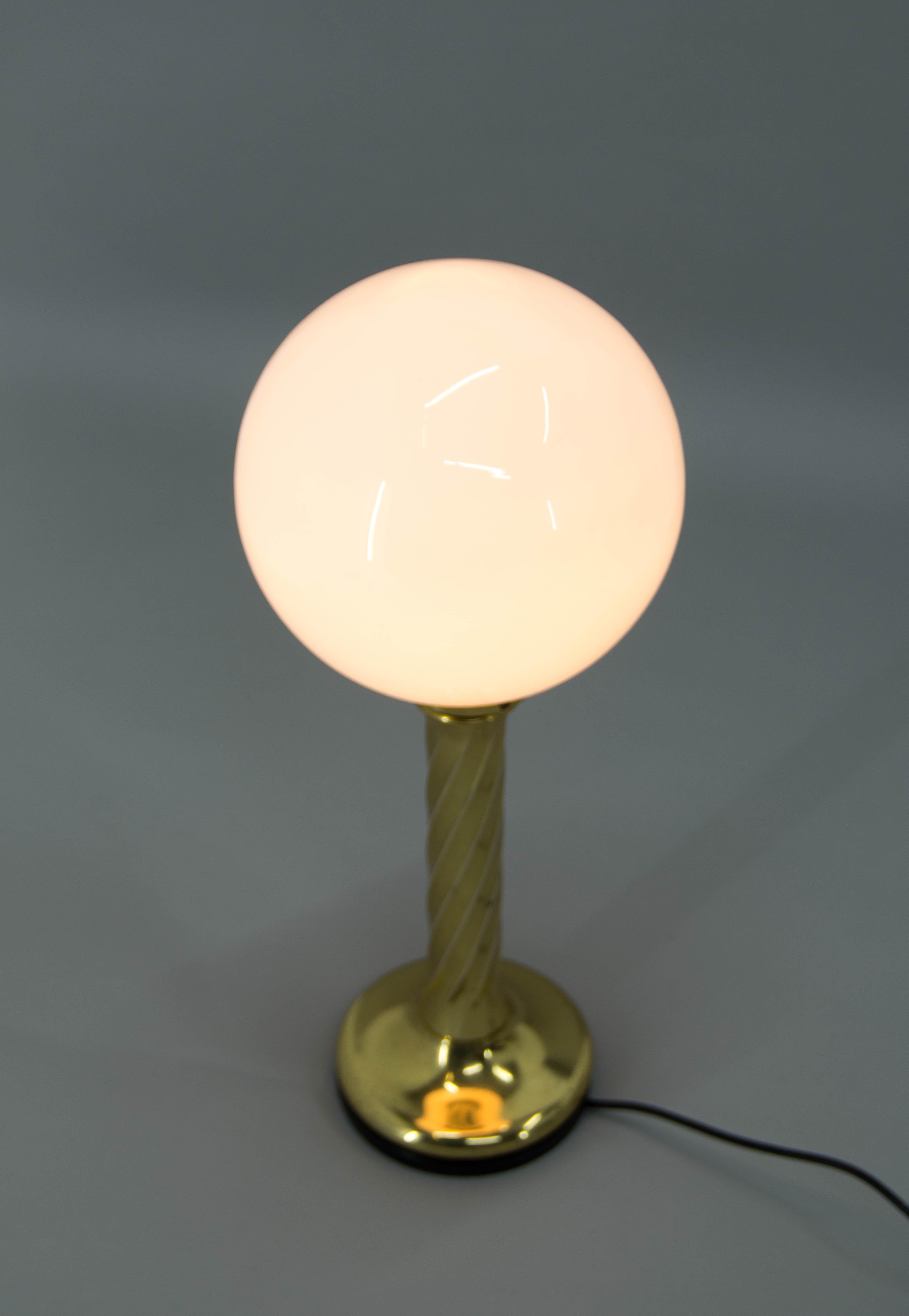 Allemand Lampadaire ou lampe de table BIG, Allemagne, années 1970 en vente
