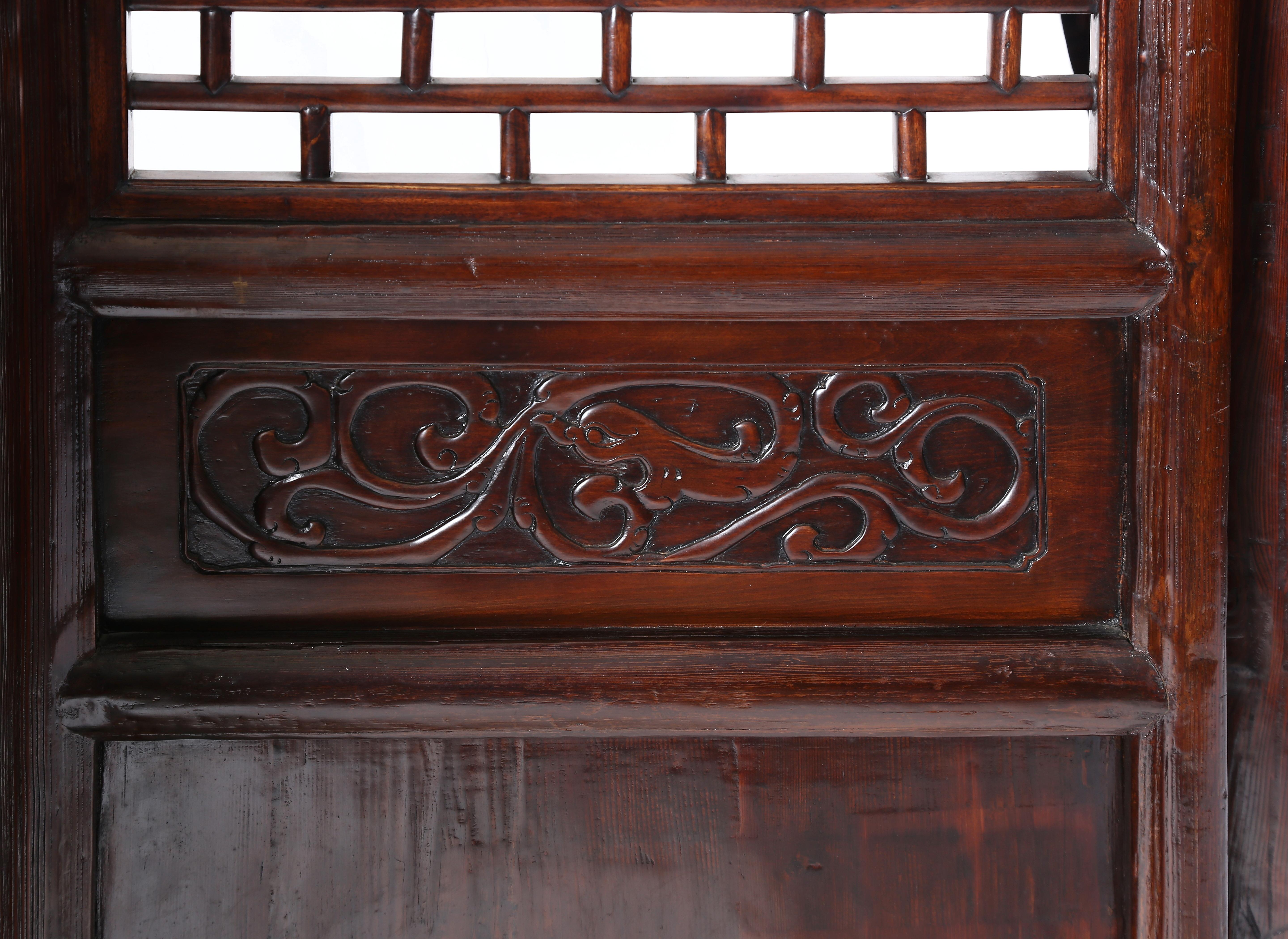 Chinese Floor Screen with Antique Architectural Carved Lattice Panels For Sale