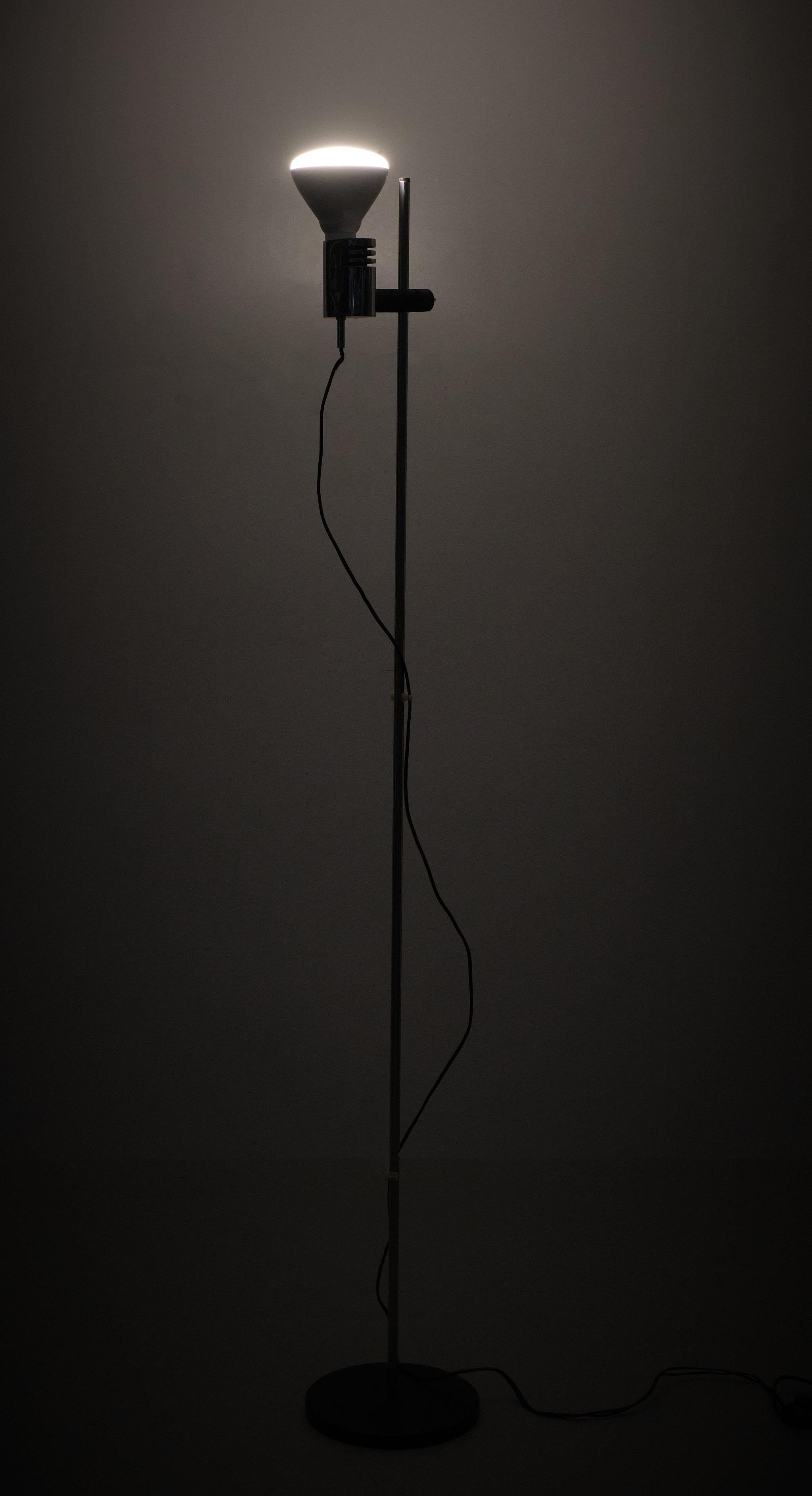 Floor Spot Lamp, Italian, 1970s For Sale 3