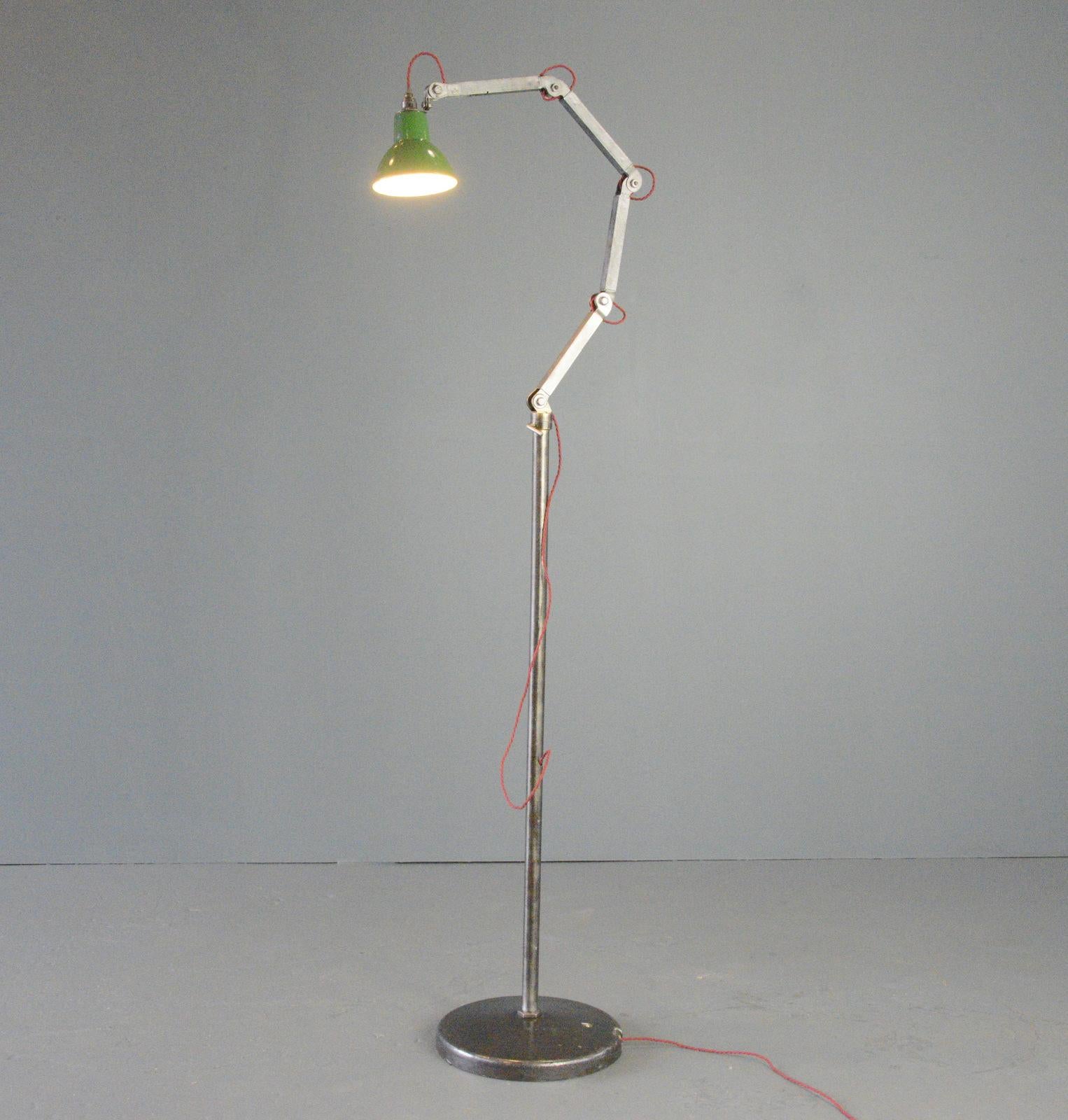 Floor Standing Industrial Inspection Lamp By EDL Circa 1930s

- Cast iron base
- 4 Articulated steel arms
- Green enamel shade
- Takes B22 bulbs
- On/Off on the shade
- Made by EDL 
- English ~ 1930s
- 90cm wide
- Extends up to 250cm tall
- Shade