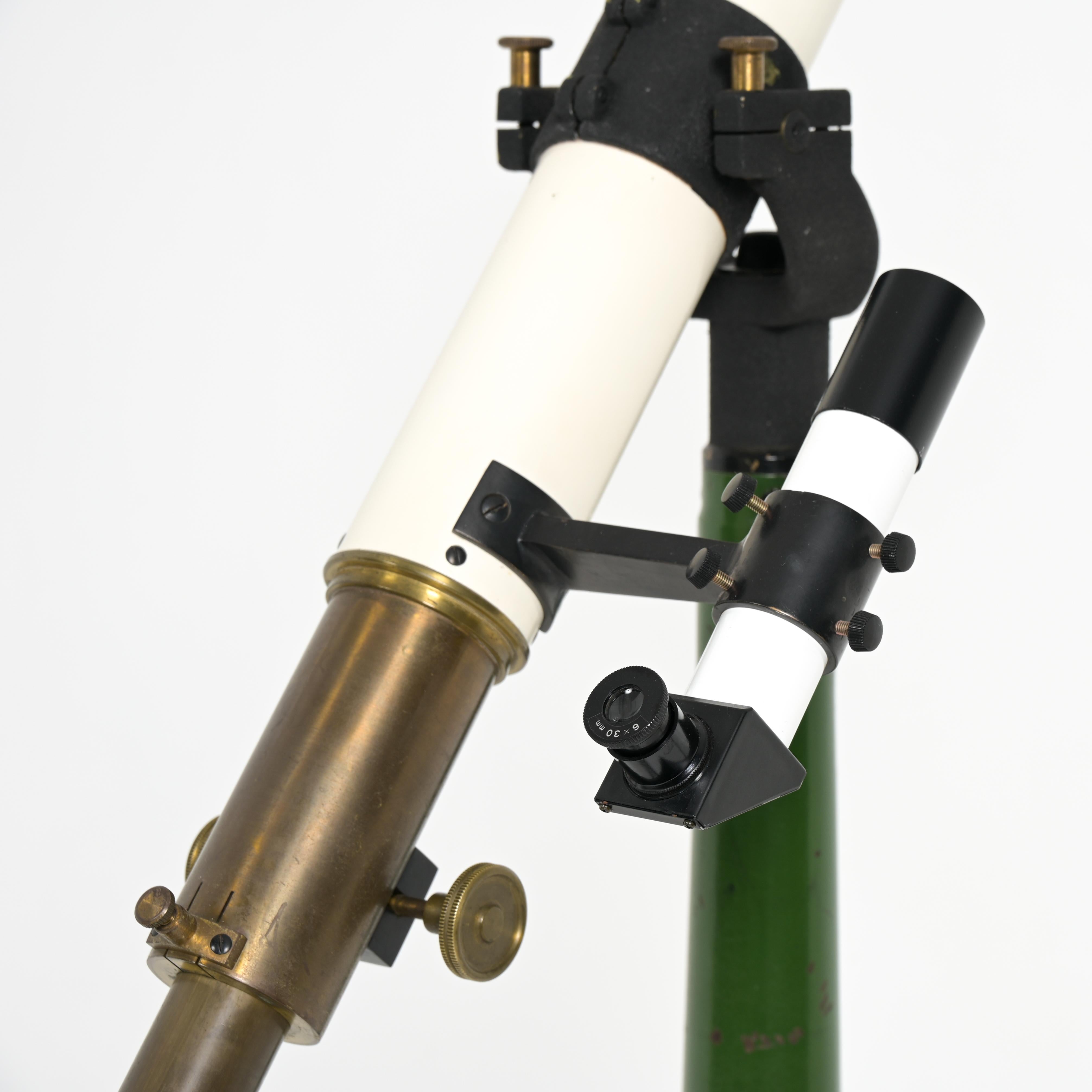 Telescope sur pied de Piet G. Meesters en vente 10