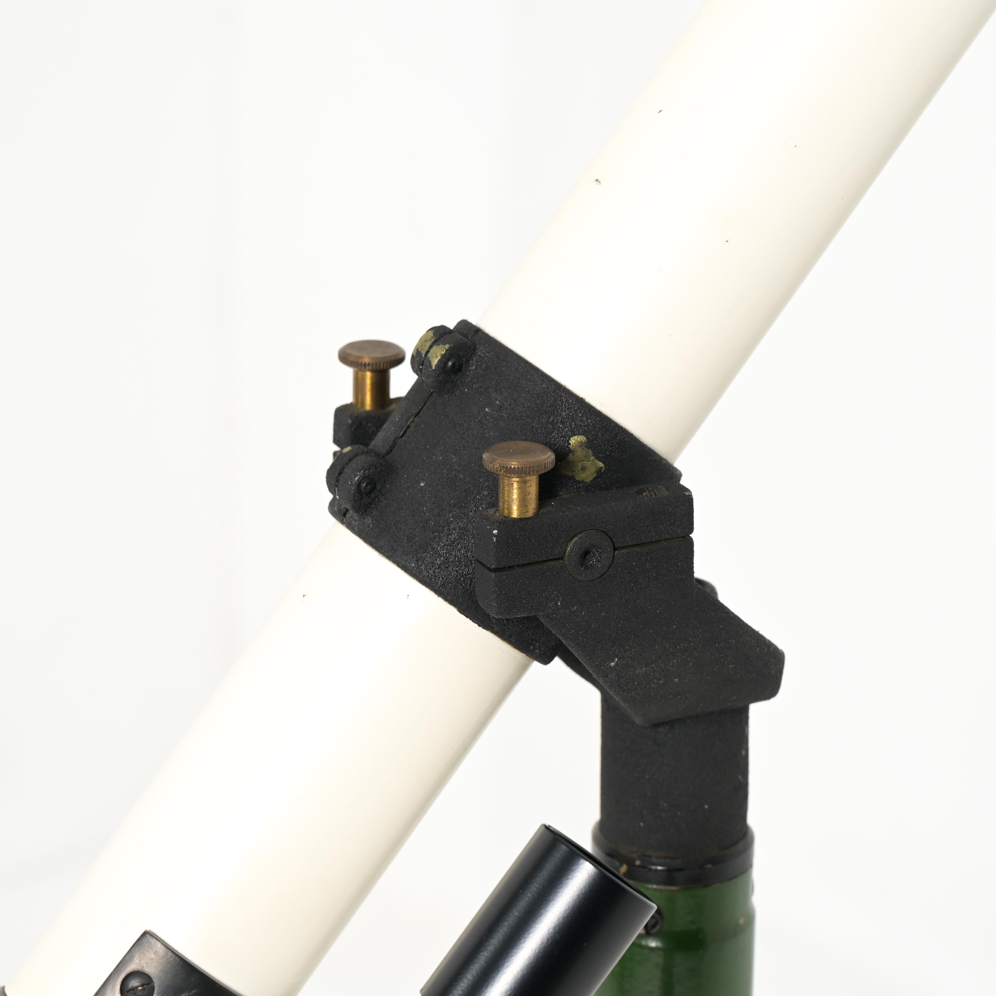 Telescope sur pied de Piet G. Meesters en vente 11
