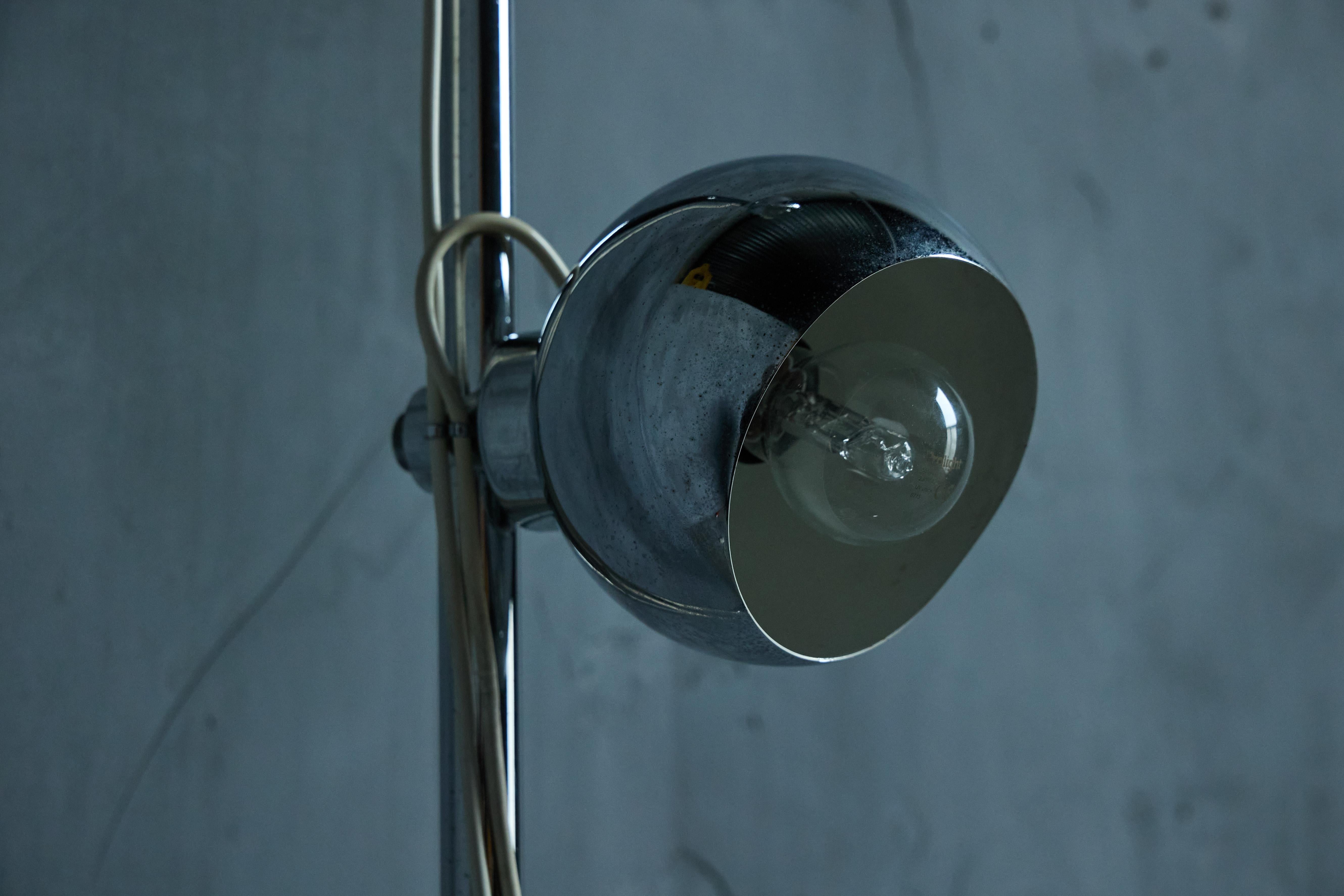 Metà XX secolo Lampada da terra a soffitto di Goffredo Reggiani, Italia, anni '60 in vendita