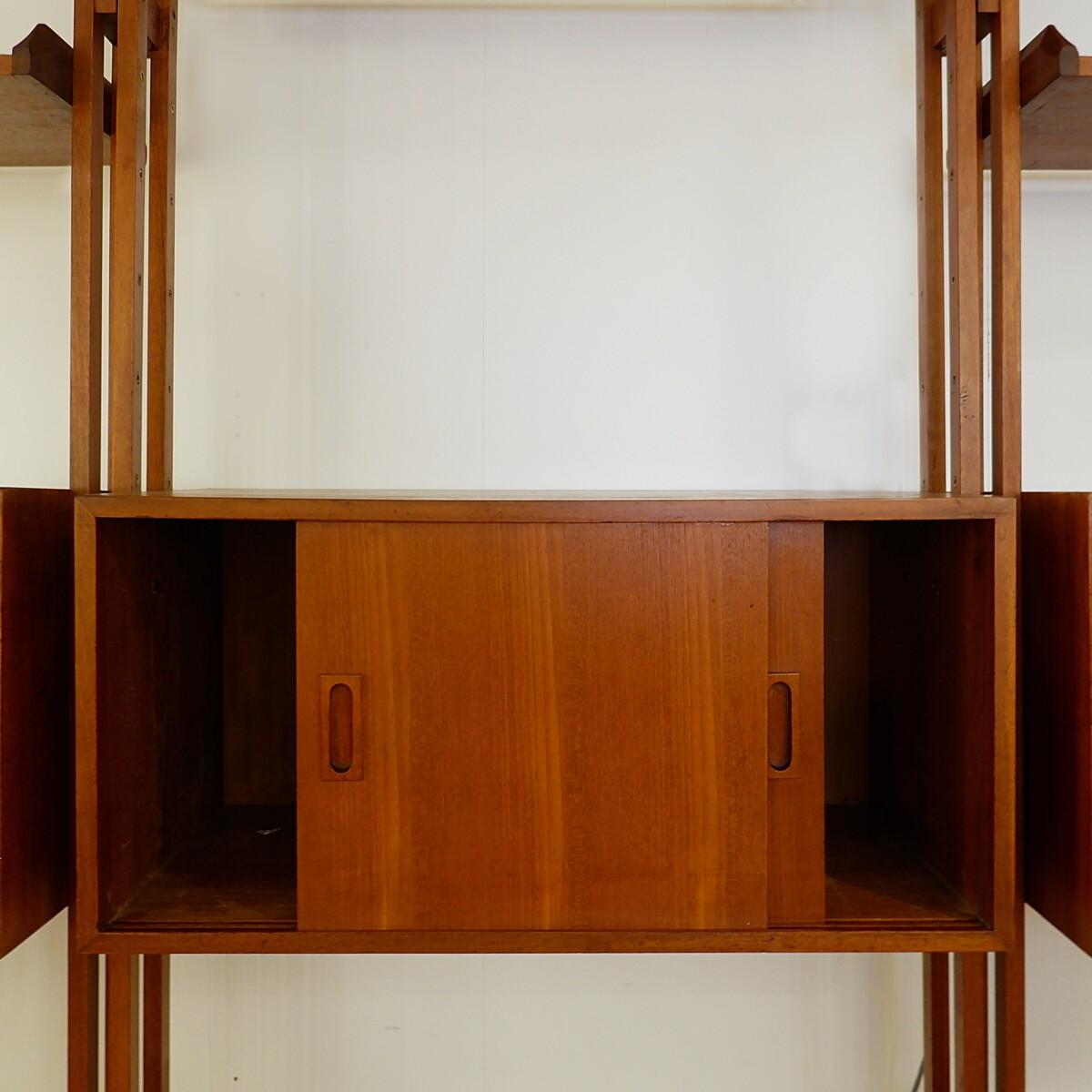 Floor-to-ceiling wall Unit in the style of Franco Albini, 1960s For Sale 3