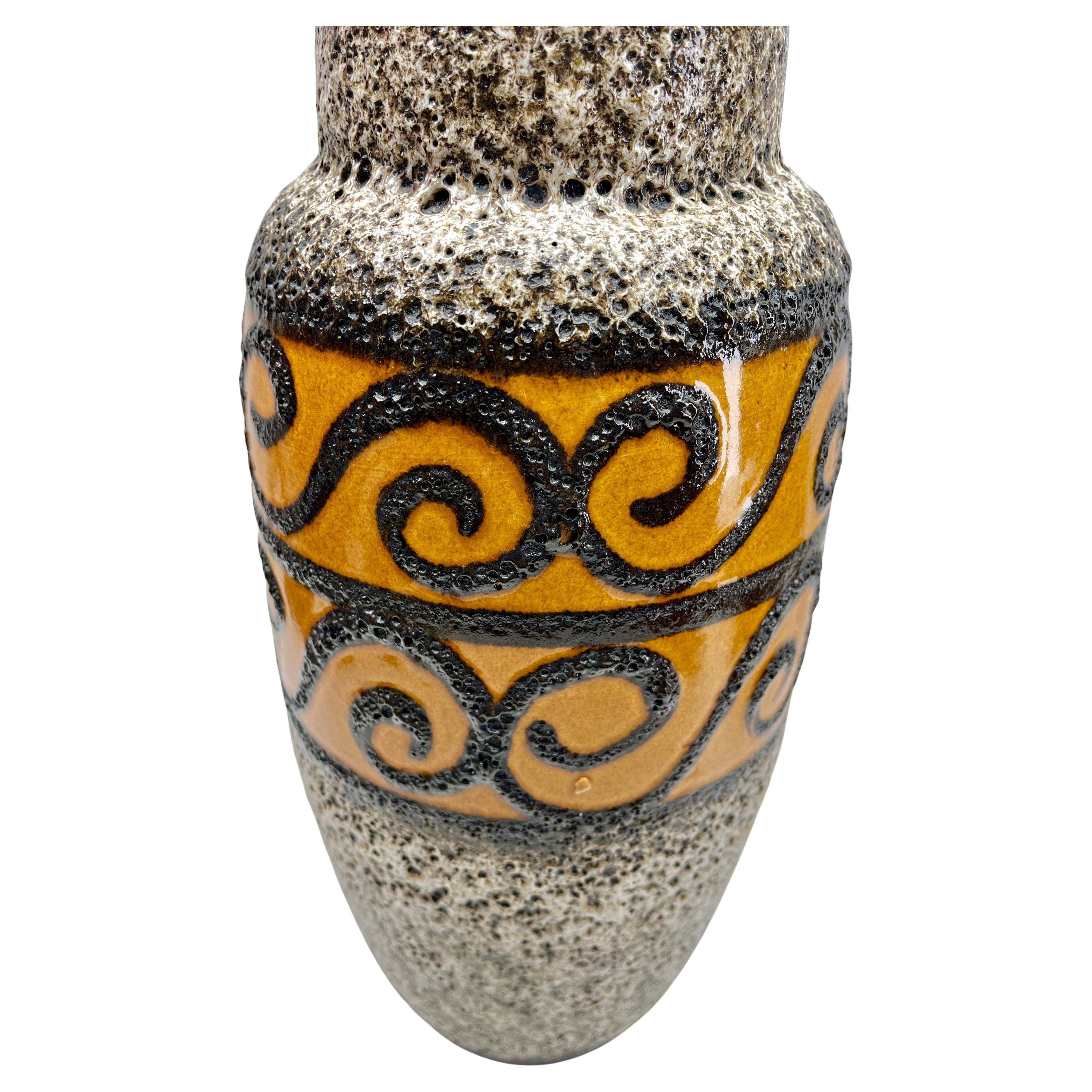  Floor Vase 'Scheurich, Model 553-38' W-Germany, 1960s

 Satin finish ('half gloss') W-Germany, 1960s.

Stamped on base. (hard to verify under the glaze) 553-38 W-Germany.
Measures: 38 x 18 cm 2.4 kg
The piece is in excellent condition and a real