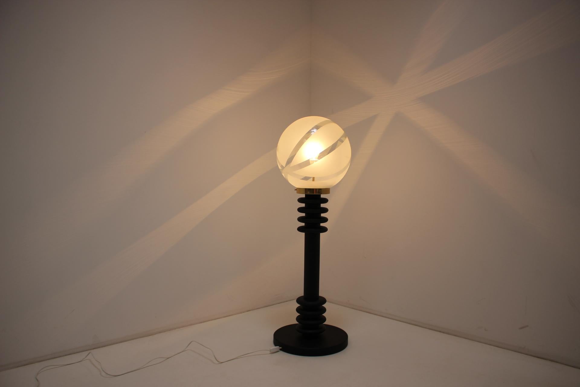 Floor Wood Lamp, Germany, 1970s For Sale 10