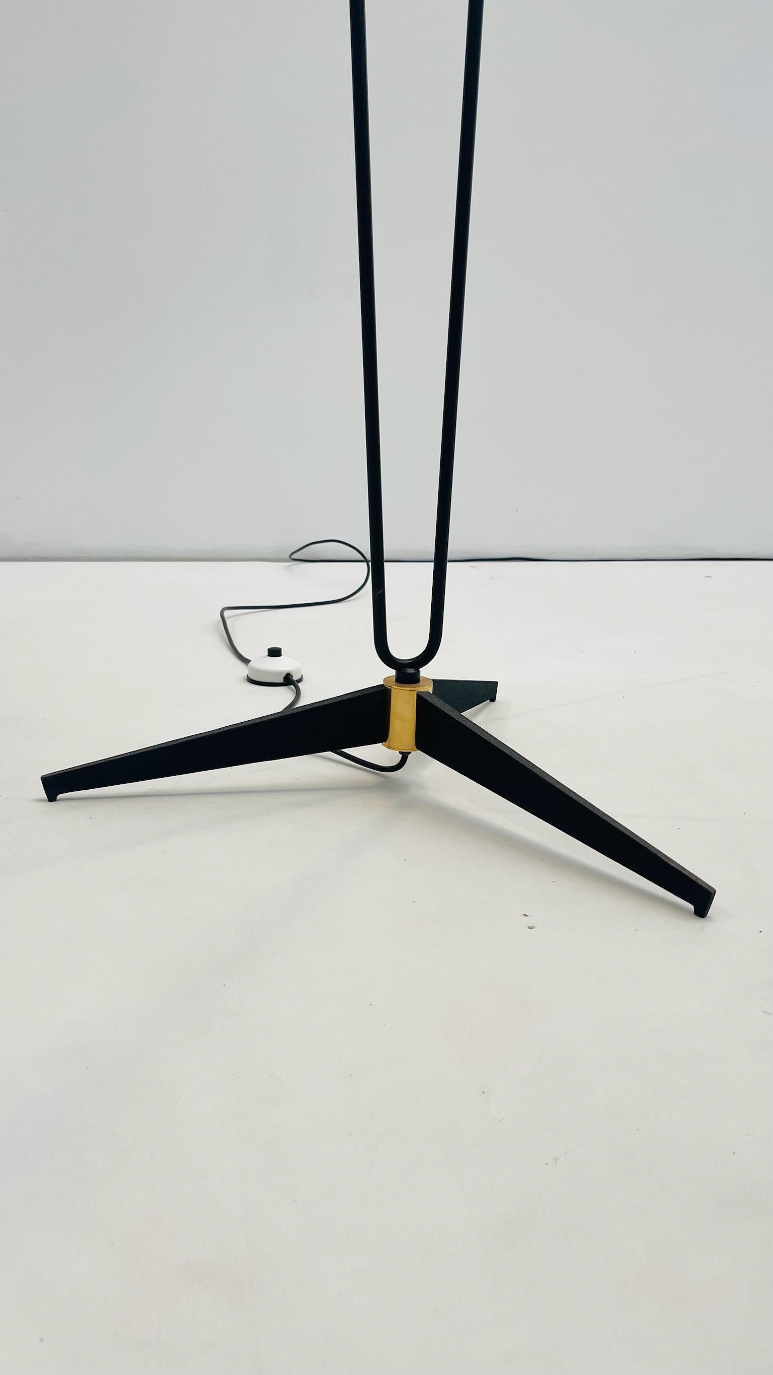 Lámpara de pie de Maison Arlus - c.1950 en Bueno estado para la venta en Brussels, BE