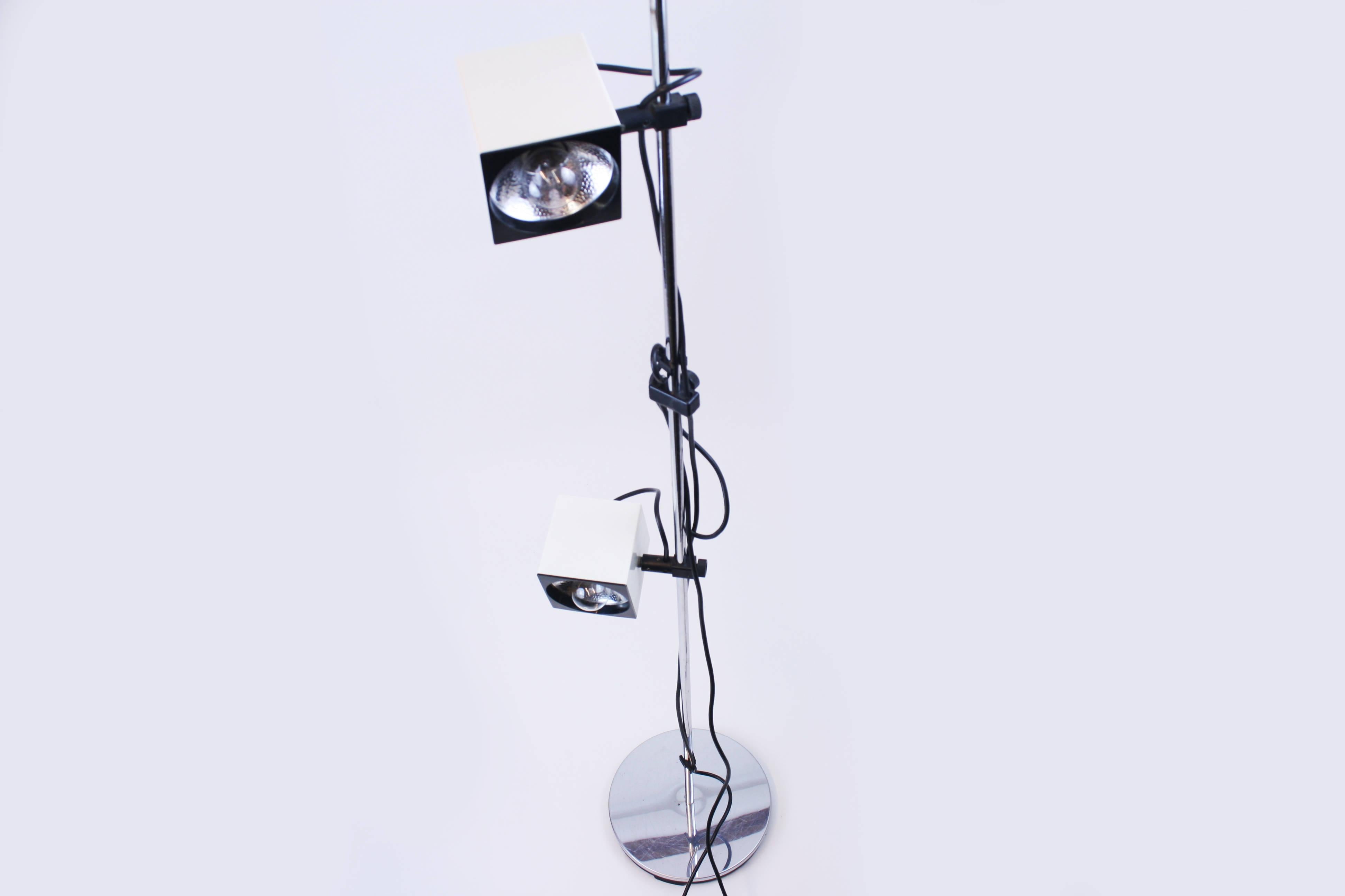 Mid-Century Modern Floorlamp in Bauhaus Style with Cuboid Shades in the Manner of Koch & Lowy 1960s For Sale