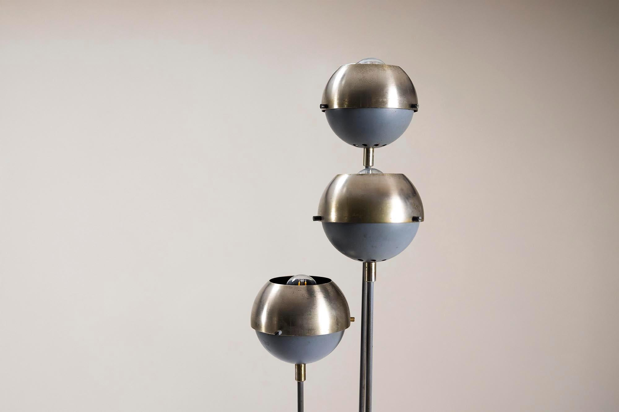 Lampada da terra in metallo smaltato e acciaio inossidabile di Oscar Torlasco per Lumi in vendita 6