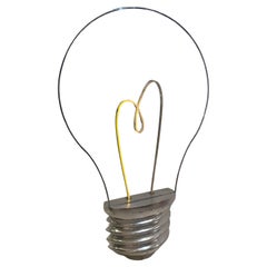 Floorlamp in the shape of a giant bulb