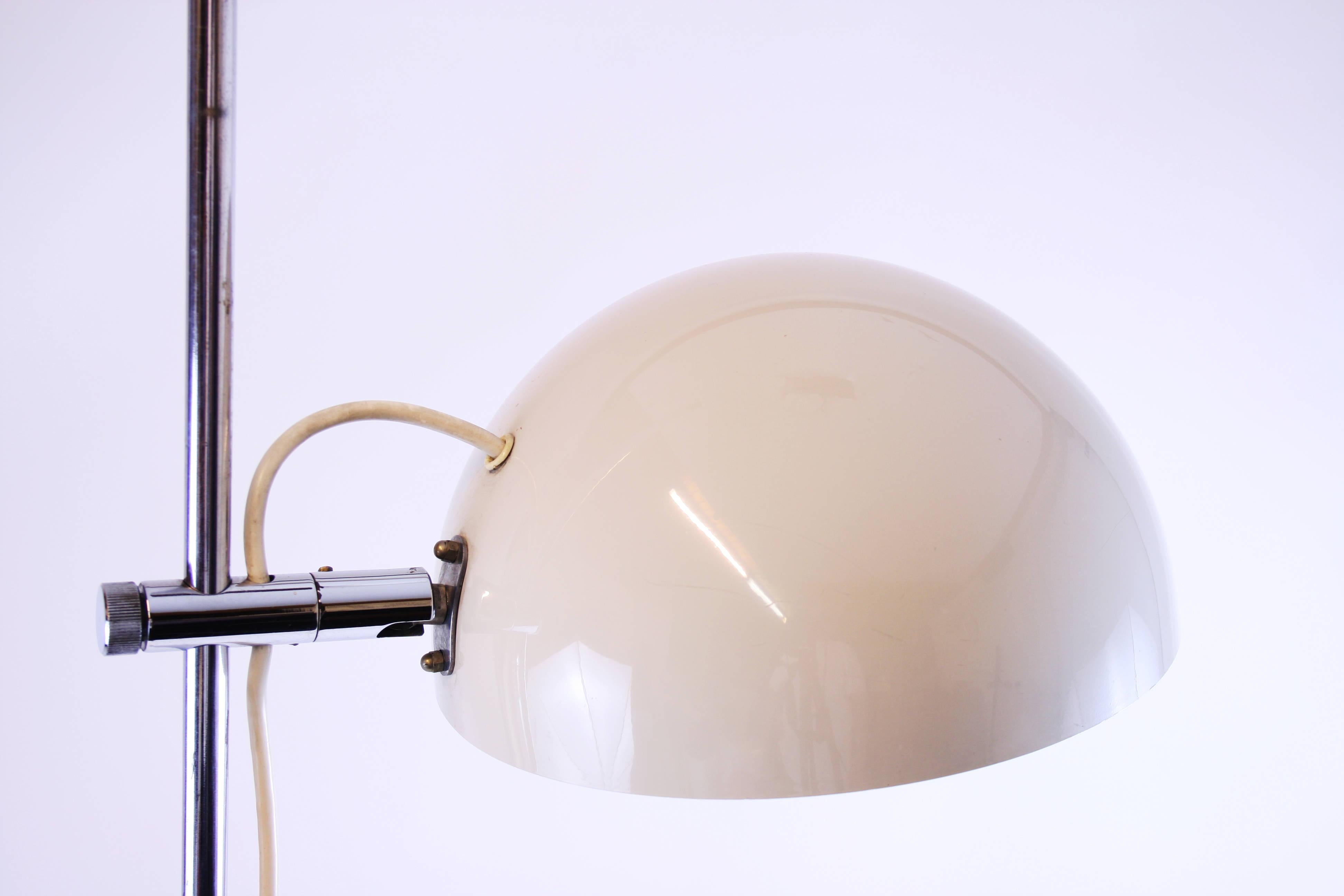 Mid-20th Century Floor Lamp Koch & Lowy for Omi in the Manner of Bauhaus a Beige Metal 1960s Made For Sale