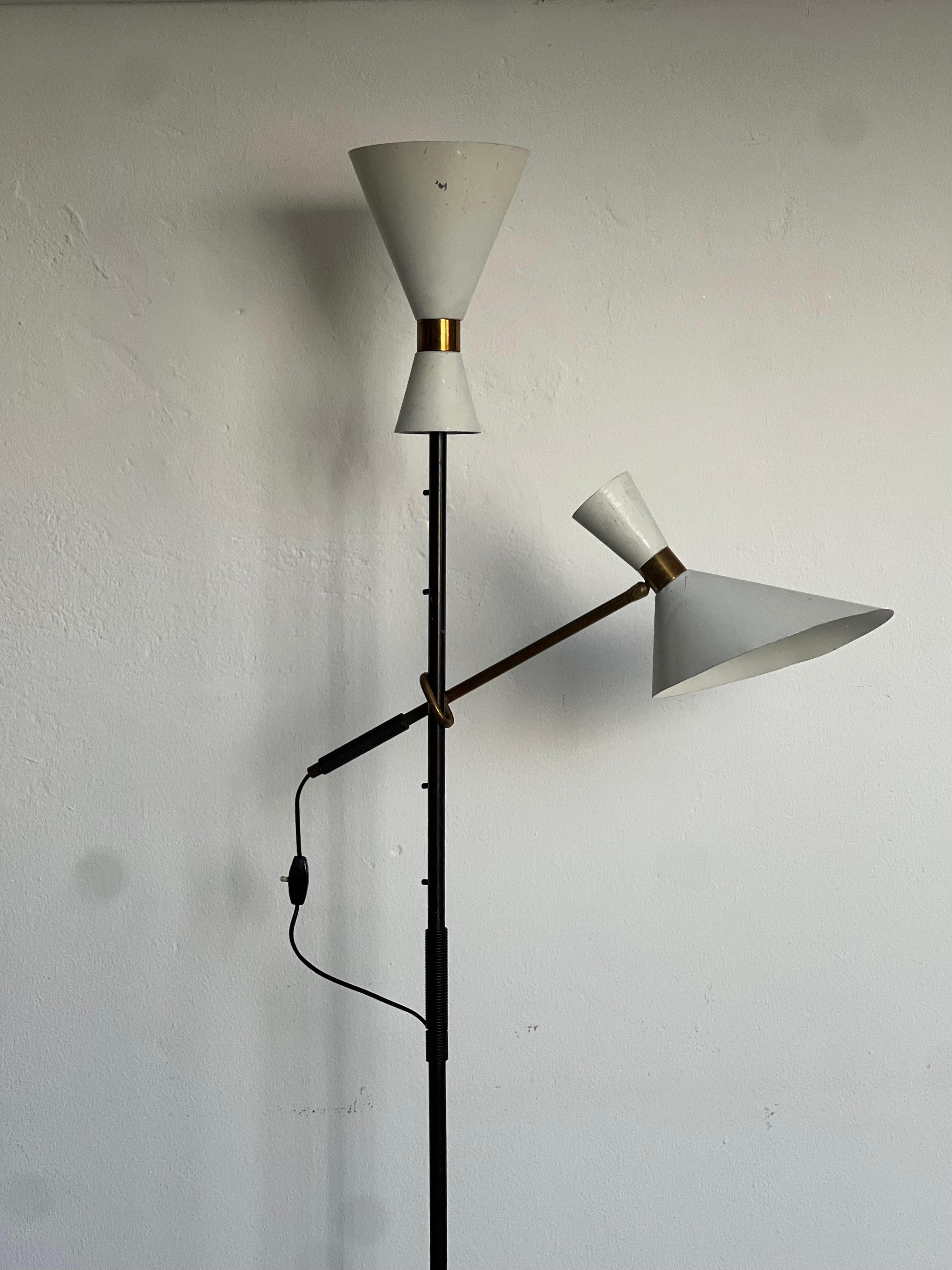 Mid-Century Modern Lampadaire Pelikan - Design/One Kalmar, fabriqué par Kalmar, Vienne, années 1950 en vente
