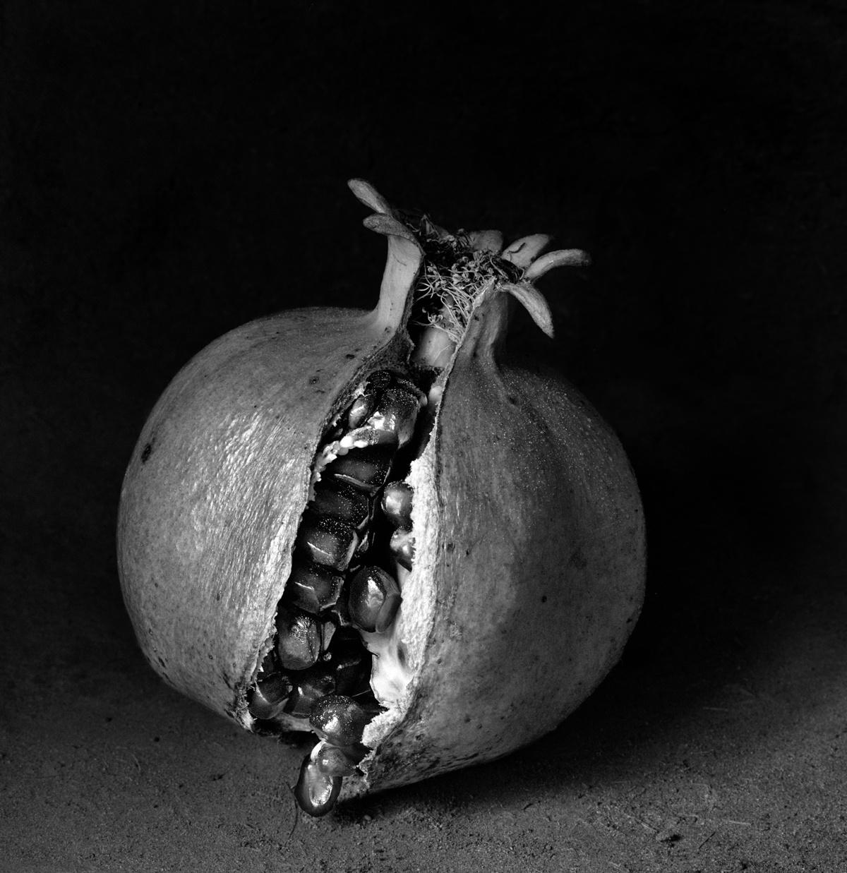 Con Corona, Mexique, 2000 - Flor Garduño (Photographie en noir et blanc)