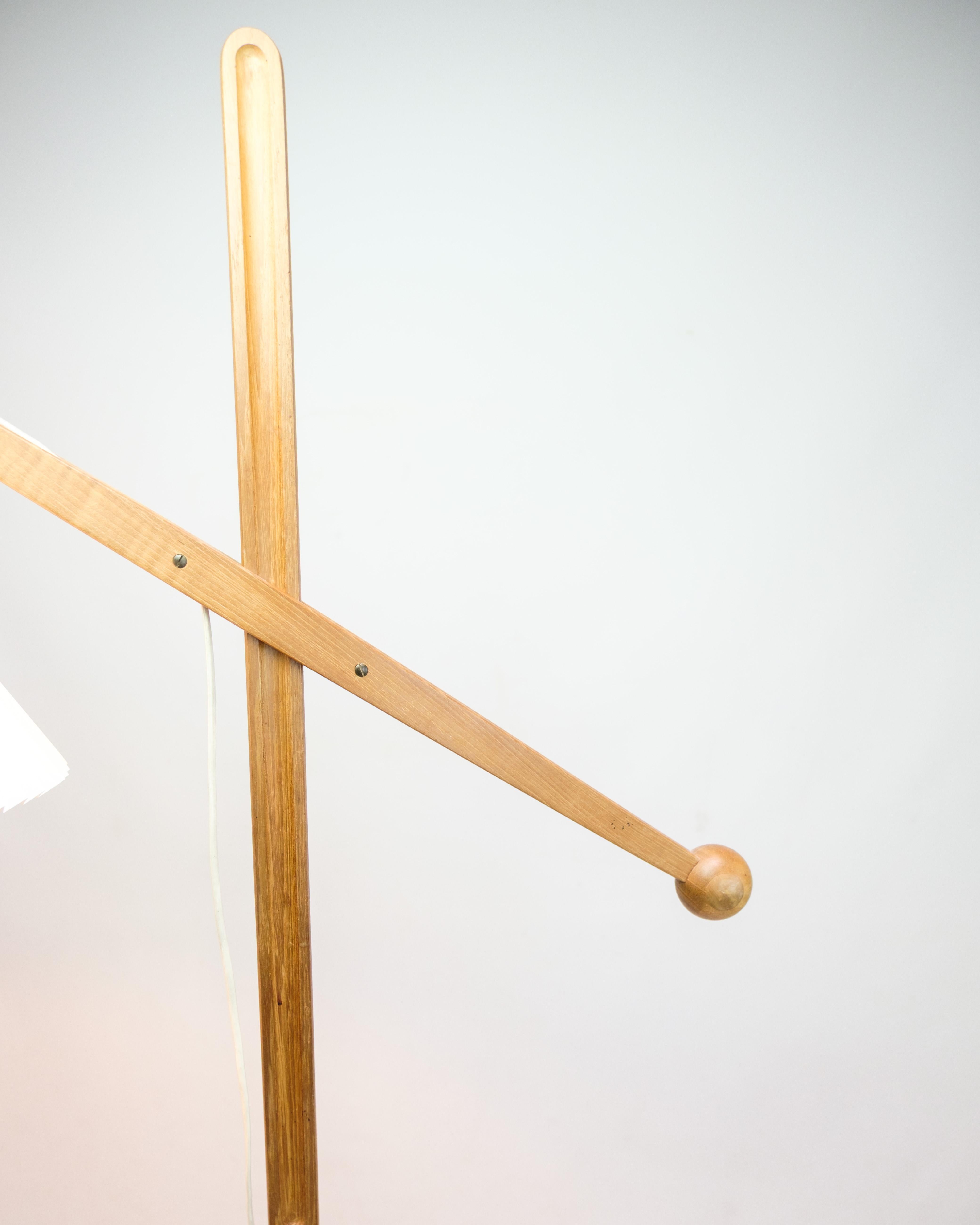 Mid-Century moderno Lampada Flor modello 325 in teak di Vilhelm Wohlert per Le Klint degli anni '50 in vendita
