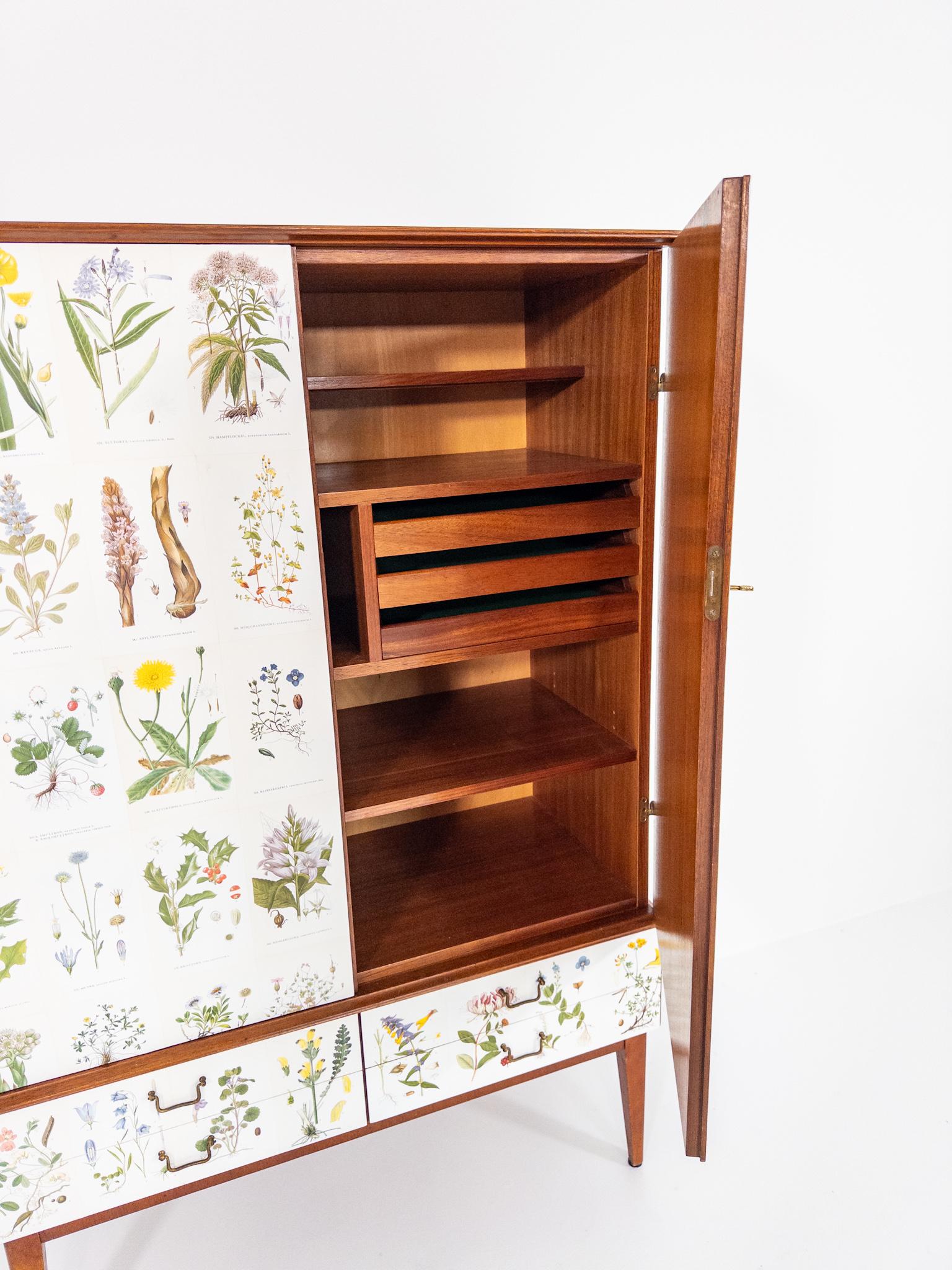 Mobile Flora - Carlsson & Reicke, Stoccolma, anni '50 in vendita 4