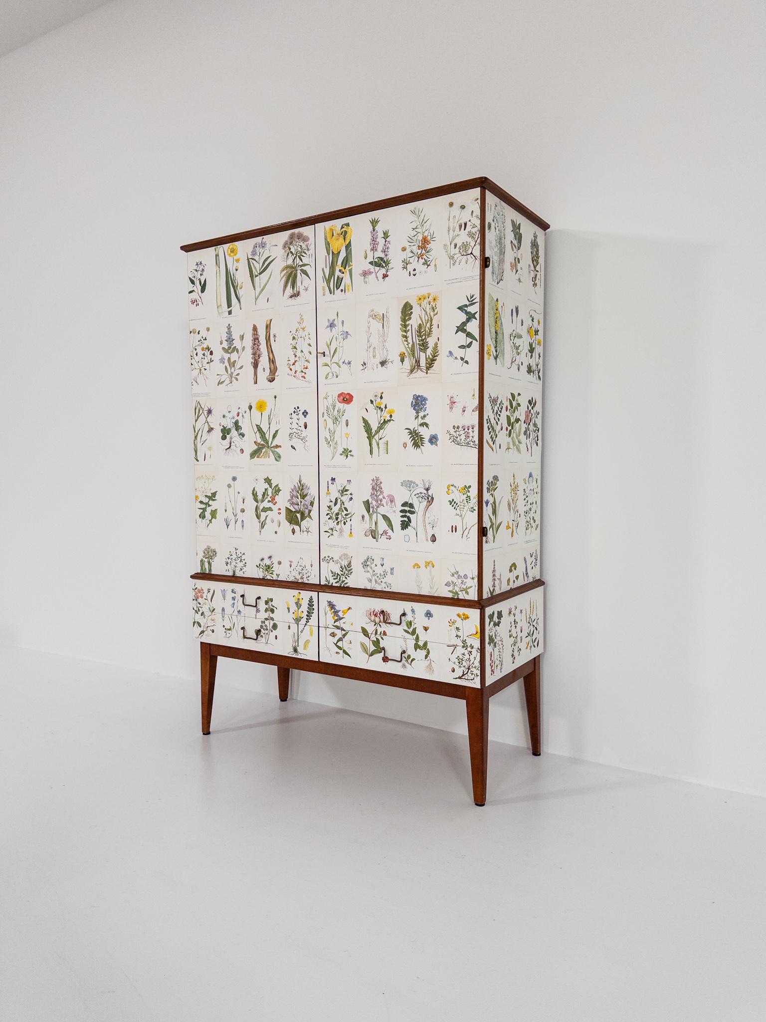 Scandinavo moderno Mobile Flora - Carlsson & Reicke, Stoccolma, anni '50 in vendita