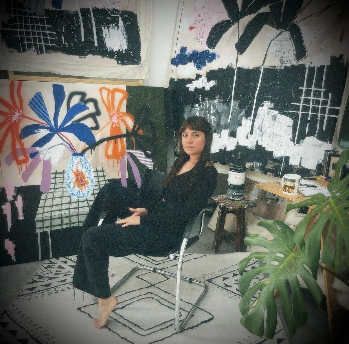 Flora Castiglia - Abstrakte Komposition mit organischen Formen und lebhaften Farben, 2025 im Angebot 5