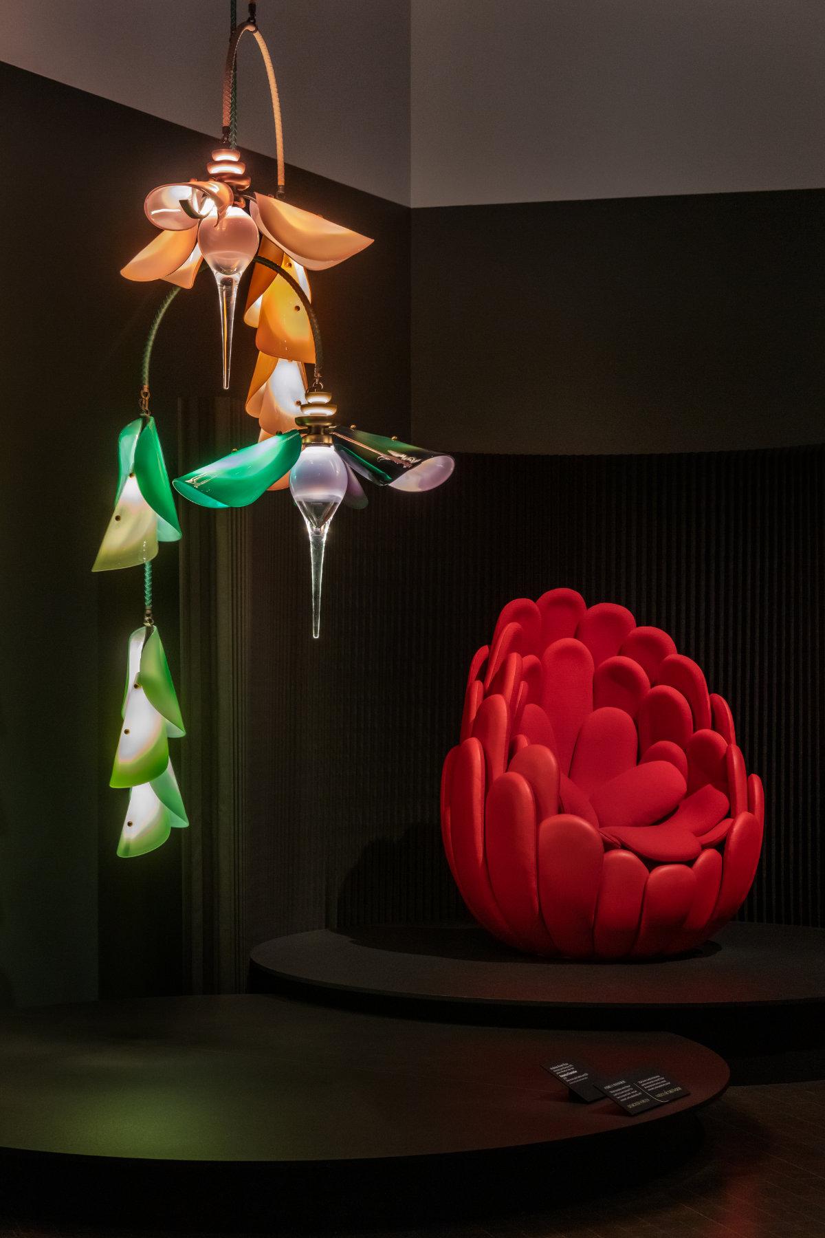 Araña Flora: Cristal Aqua, Jade, Menta, Melocotón y Coral de Avram Rusu Studio en venta 2