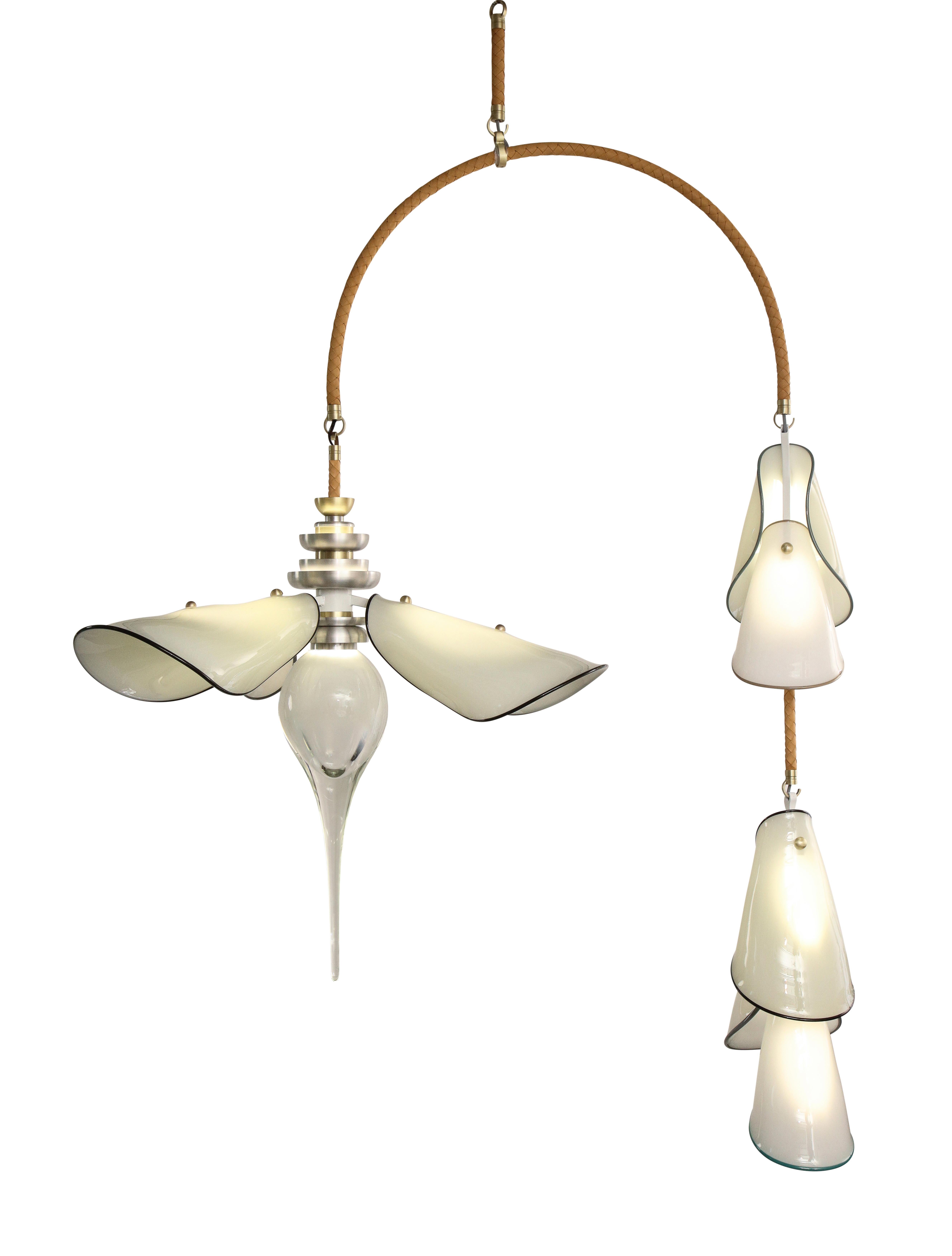 Araña Flora: Cristal Aqua, Jade, Menta, Melocotón y Coral de Avram Rusu Studio en venta 6