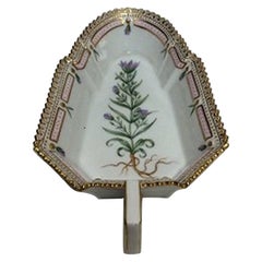 Flora Danica, piatto per sottaceti con manico n. 3543