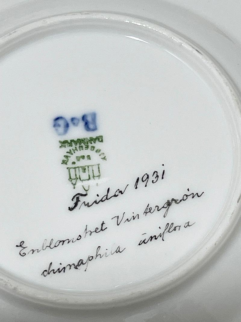 Assiettes à pain et à beurre en porcelaine Flora Danica par Bing & Grøndahl, Danemark 1927 en vente 3