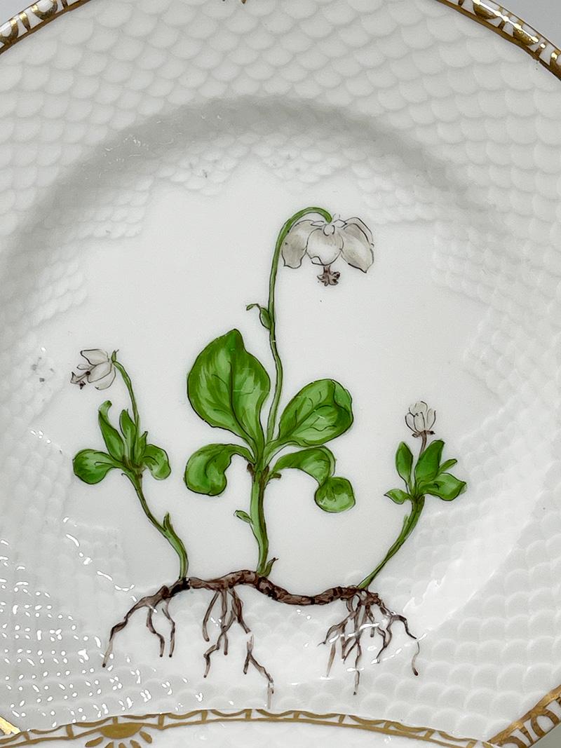 Danois Assiettes à pain et à beurre en porcelaine Flora Danica par Bing & Grøndahl, Danemark 1927 en vente