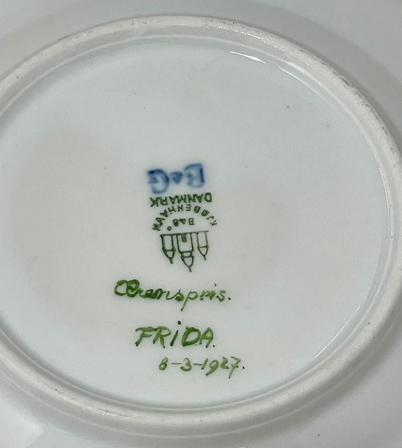 Assiettes à pain et à beurre en porcelaine Flora Danica par Bing & Grøndahl, Danemark 1927 en vente 1