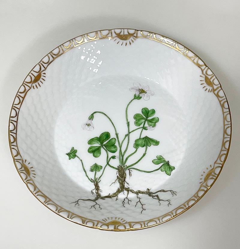 Flora Danica porcelain dishes by Bing & Grøndahl, Denmark 1928-1932 For Sale 1