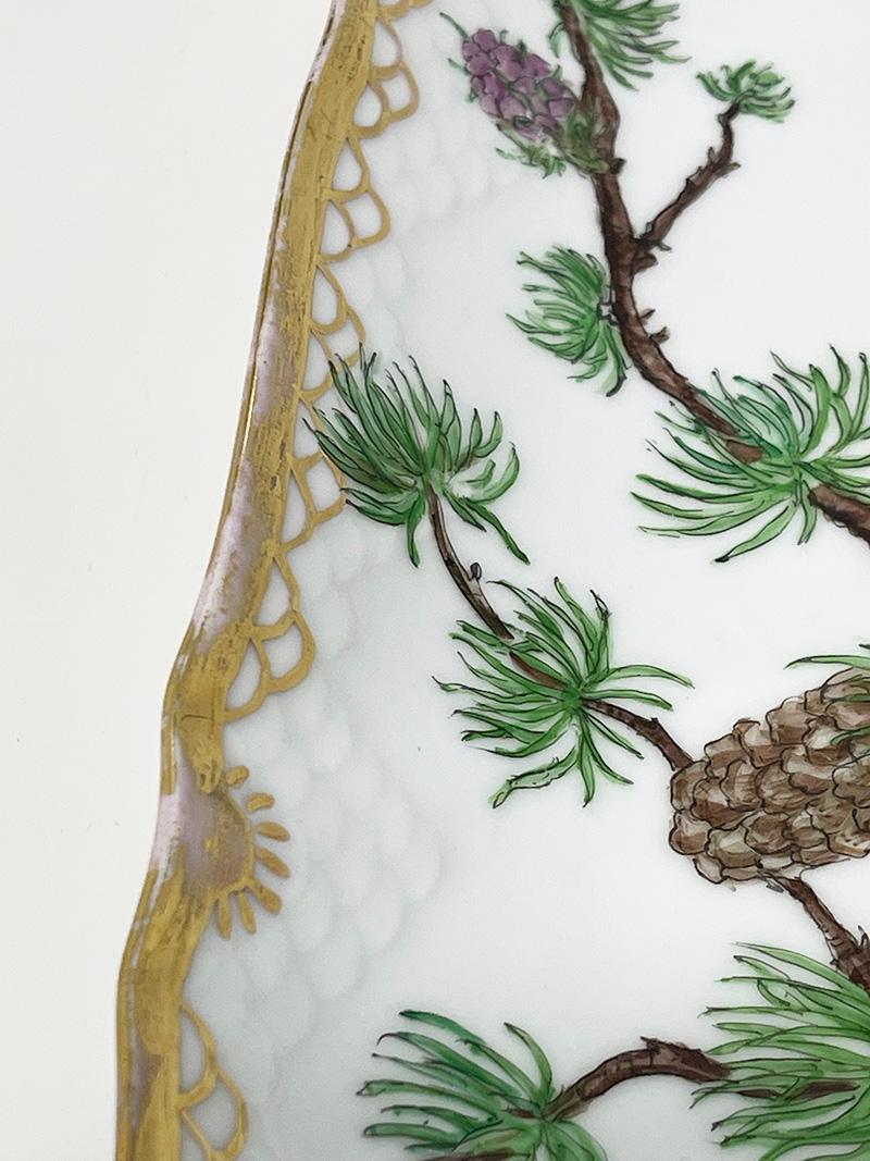 Flora Danica porcelain rectangular plate by Bing & Grøndahl, Denmark 1929 For Sale 2