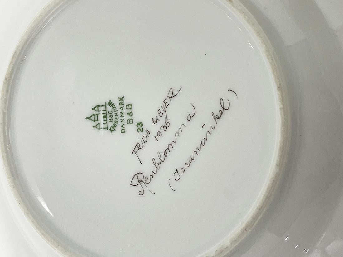 Assiettes à salade en porcelaine Flora Danica par Bing & Grøndahl, Danemark 1928 en vente 6