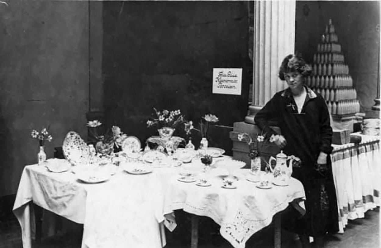 Danois Assiettes creuses en porcelaine Flora Danica de Bing & Grøndahl, Danemark 1926, 1927, 1929 en vente