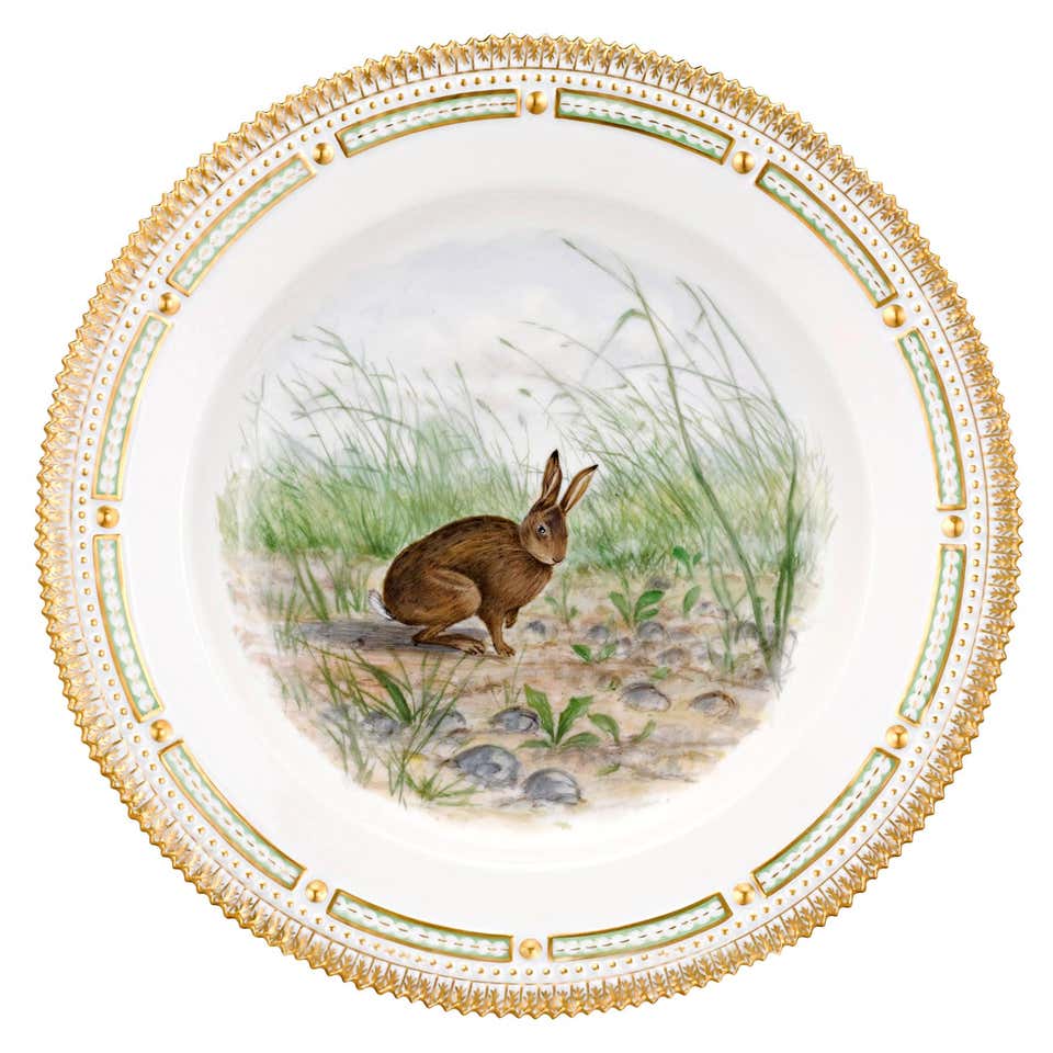 Flora Danica Rabbit Dinner Plate at 1stDibs | rabbit dinner plates