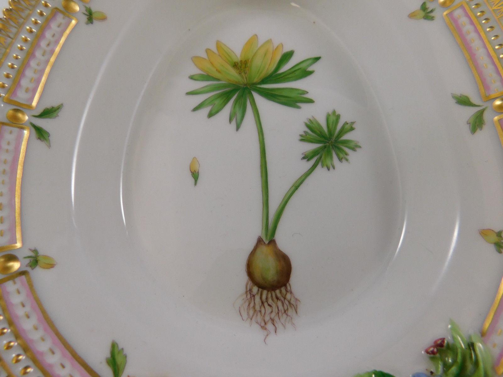 Flora Danica porcelain - Oval dish this estate porcelain oval dish or platter is beautiful and features a large yellow flower (Helleborus hyemalis L.), branch handle, and applied three-dimensional flowers. It is in excellent condition, with no