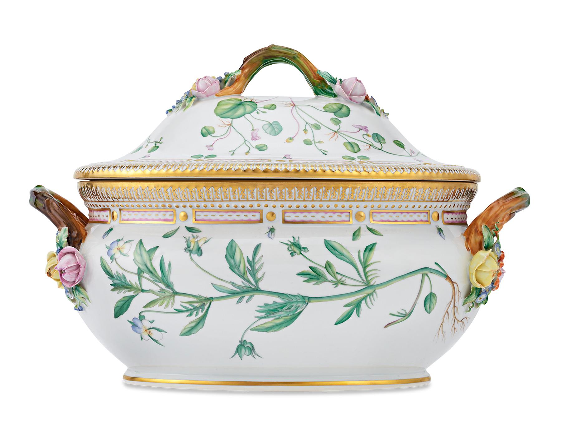This quintessential Flora Danica soup tureen features a motif of rich, hand painted botanical illustrations taken directly from the collection's namesake Danish atlas of botany. Royal Copenhagen porcelain is crafted with meticulous skill and