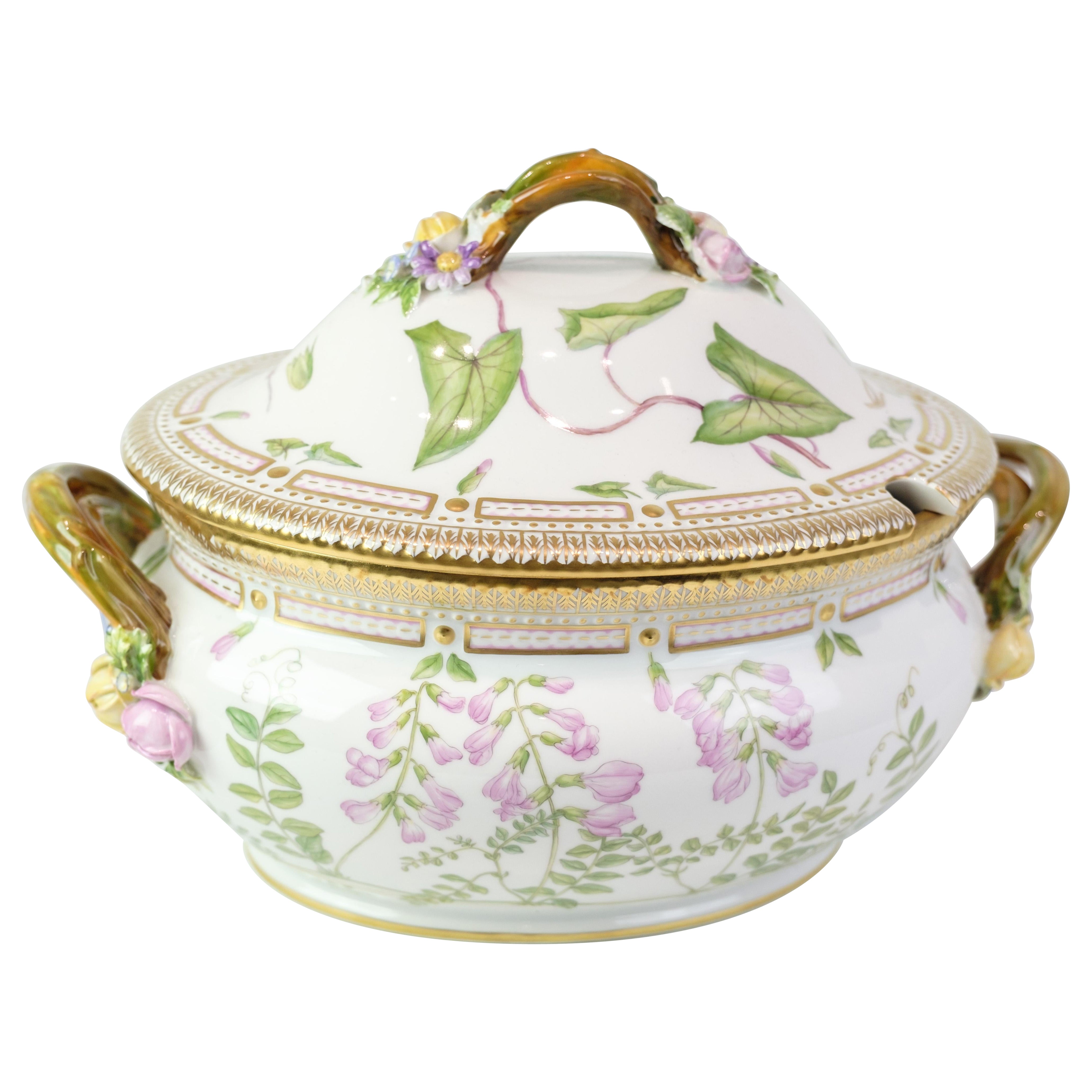Hand-Painted Porzellan