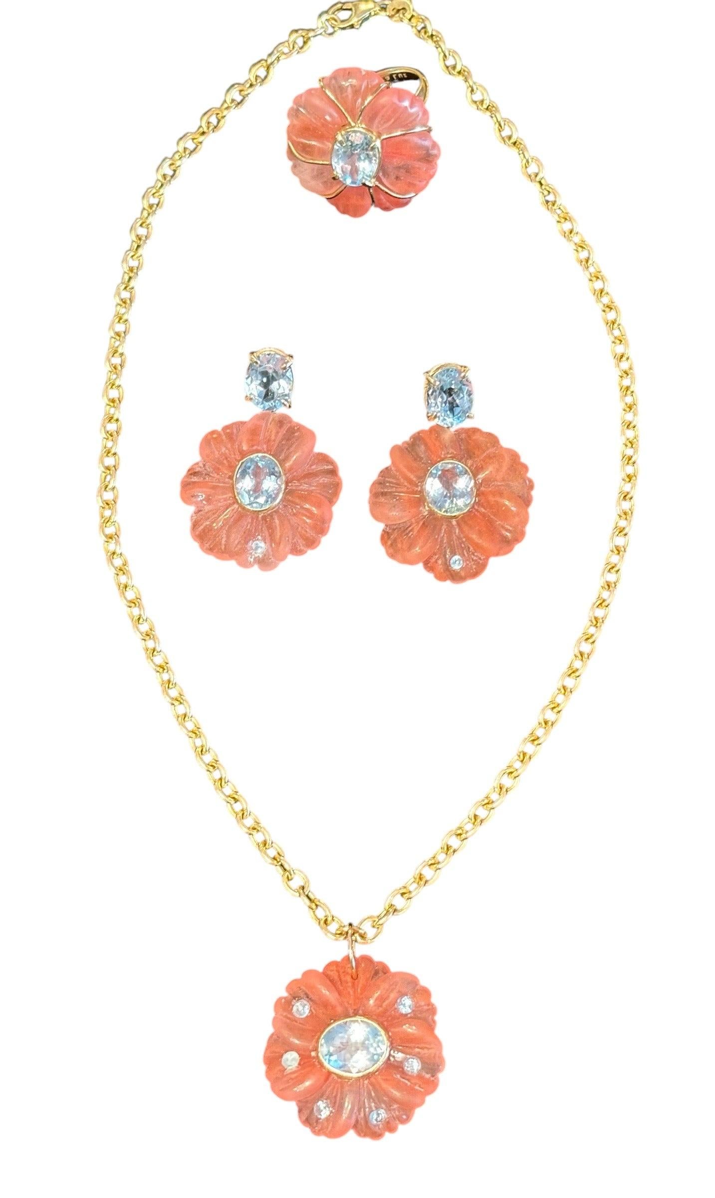 da uomo o donna ORECCHINI FLORA, quarzo angolare, topazio blu e oro 14k in vendita