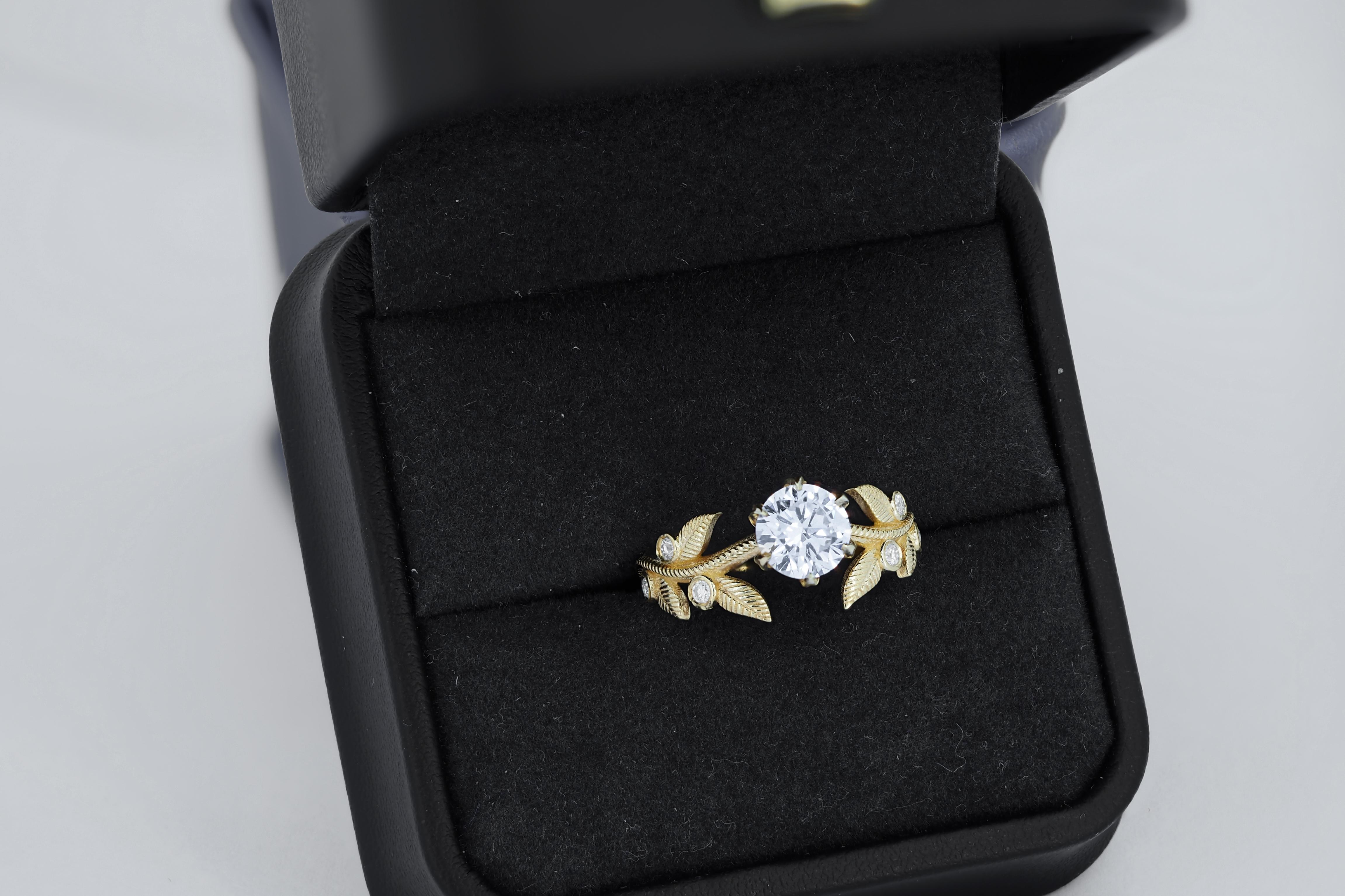 En venta: Anillo de compromiso Flora con moissanita redonda en oro de 14k  5