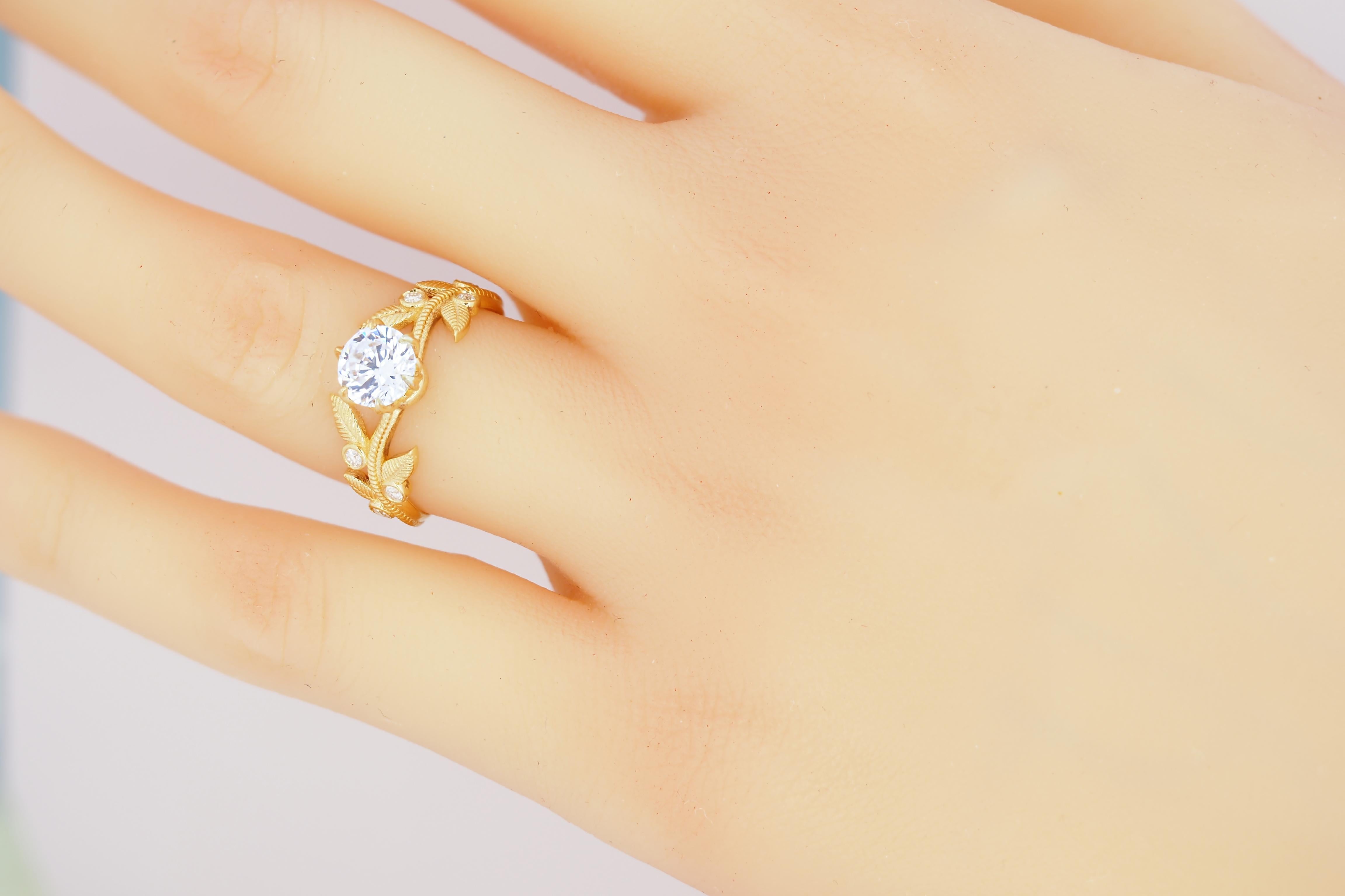 En venta: Anillo de compromiso Flora con moissanita redonda en oro de 14k  8