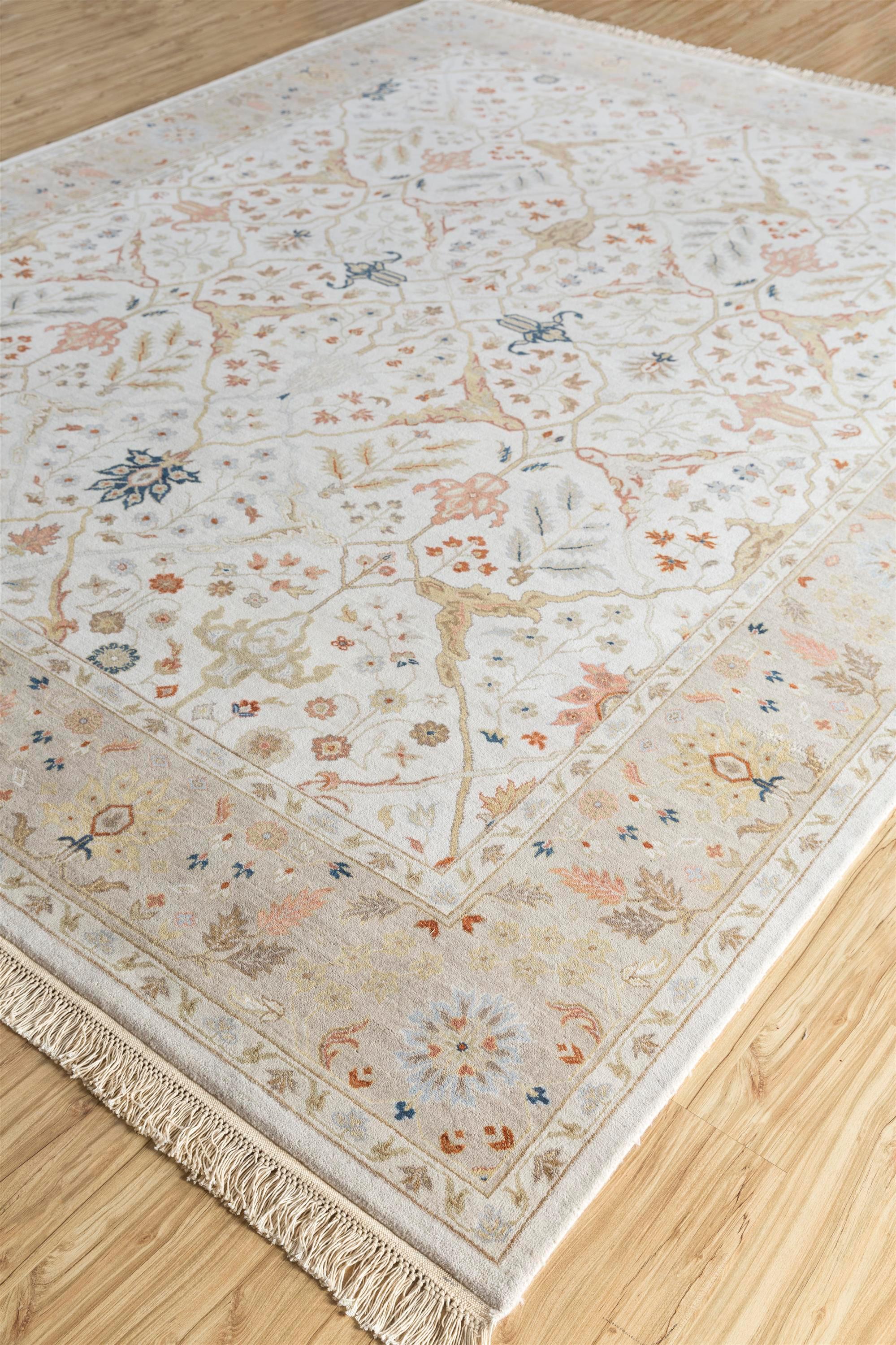 Indian Flora Fantasia White & Silky Beige 300x420 cm Handknotted Rug For Sale