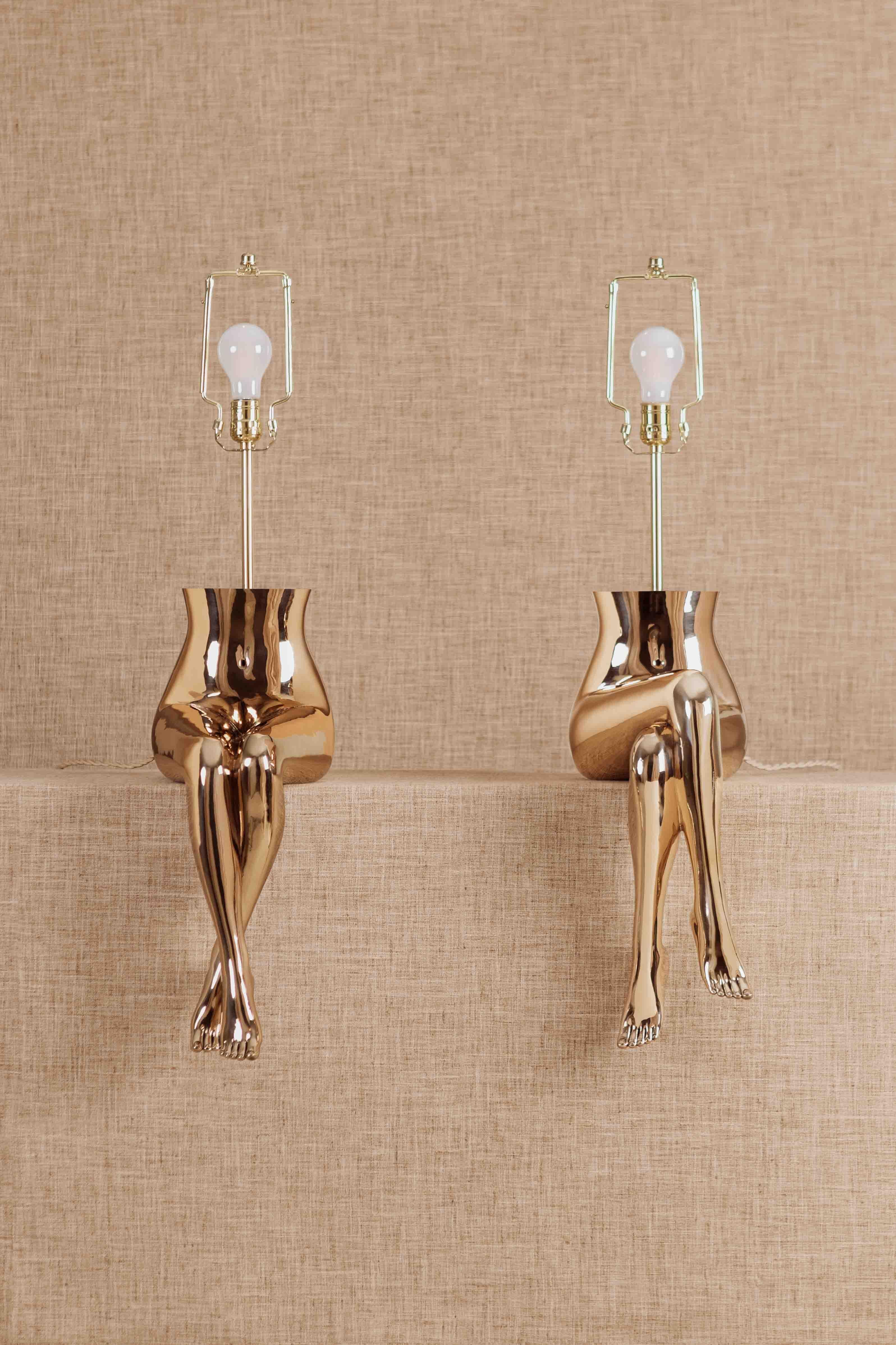 XXI secolo e contemporaneo Set di lampade Flora e Fauna - Scultura in bronzo di Carmen Ellis in vendita