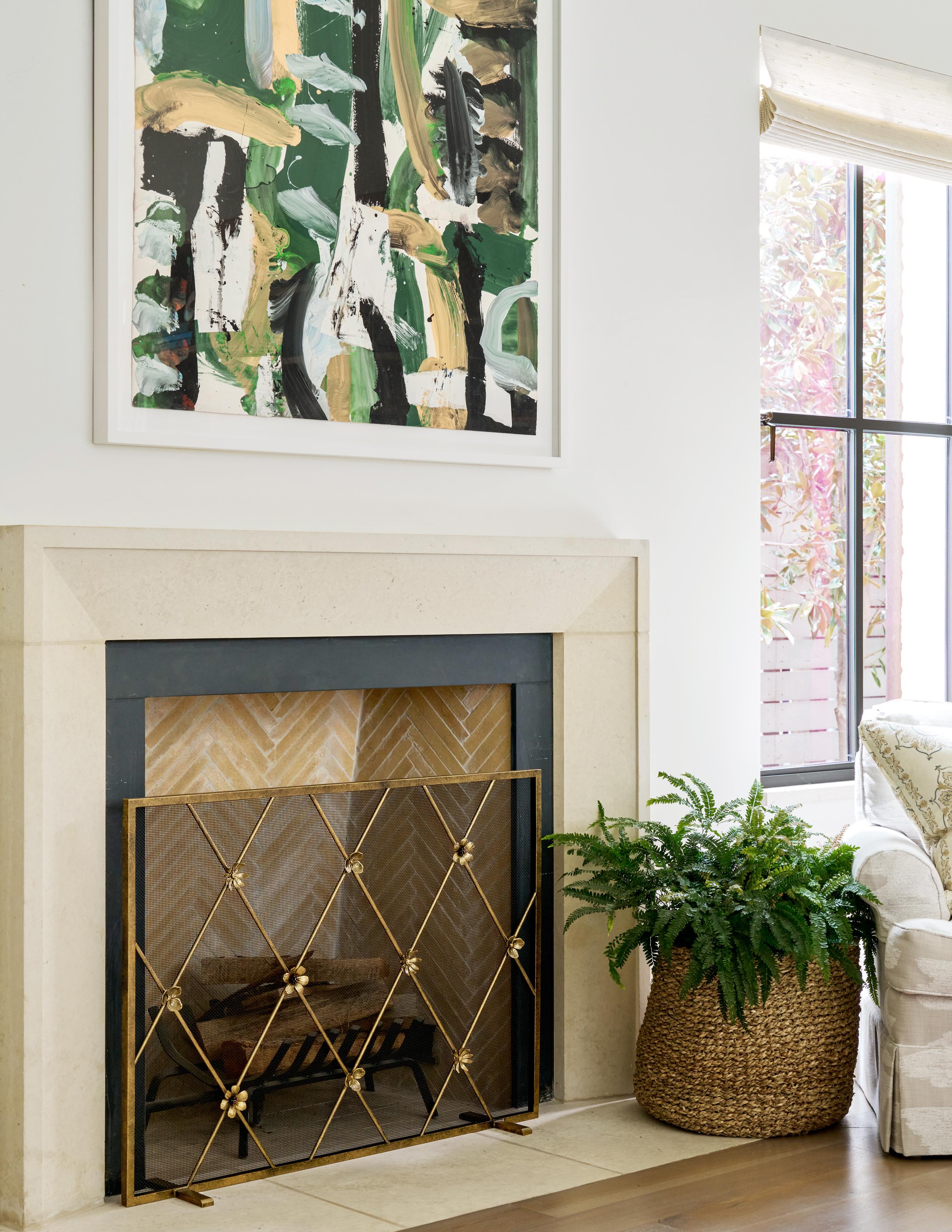 The Flora Fireplace Screen embodies a refined elegance, balancing simplicity with a subtle touch of femininity. Its timeless design brings a sophisticated charm to the hearth, appealing to those who favor a restrained, yet impactful aesthetic. With
