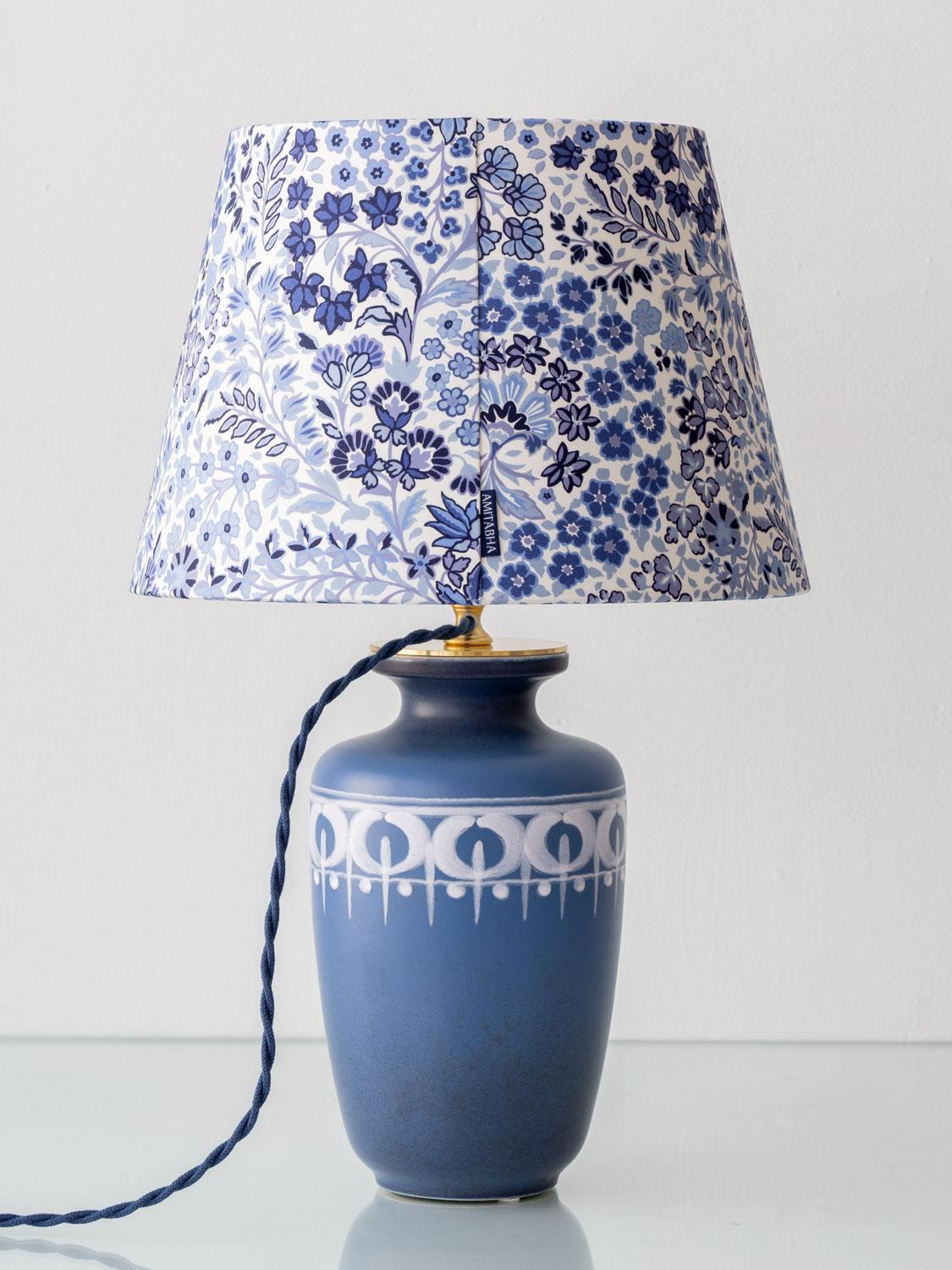 Lampada da tavolo Flora Gouda Lotus, 1977, paralume New Liberty London in vendita 4