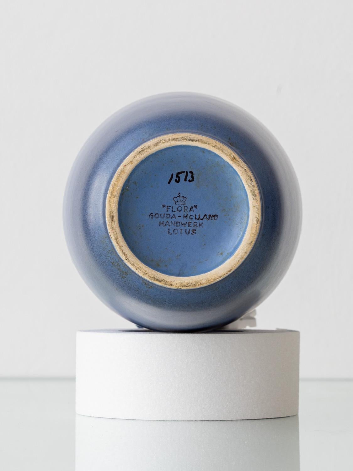Lampada da tavolo Flora Gouda Lotus, 1977, paralume New Liberty London in vendita 5