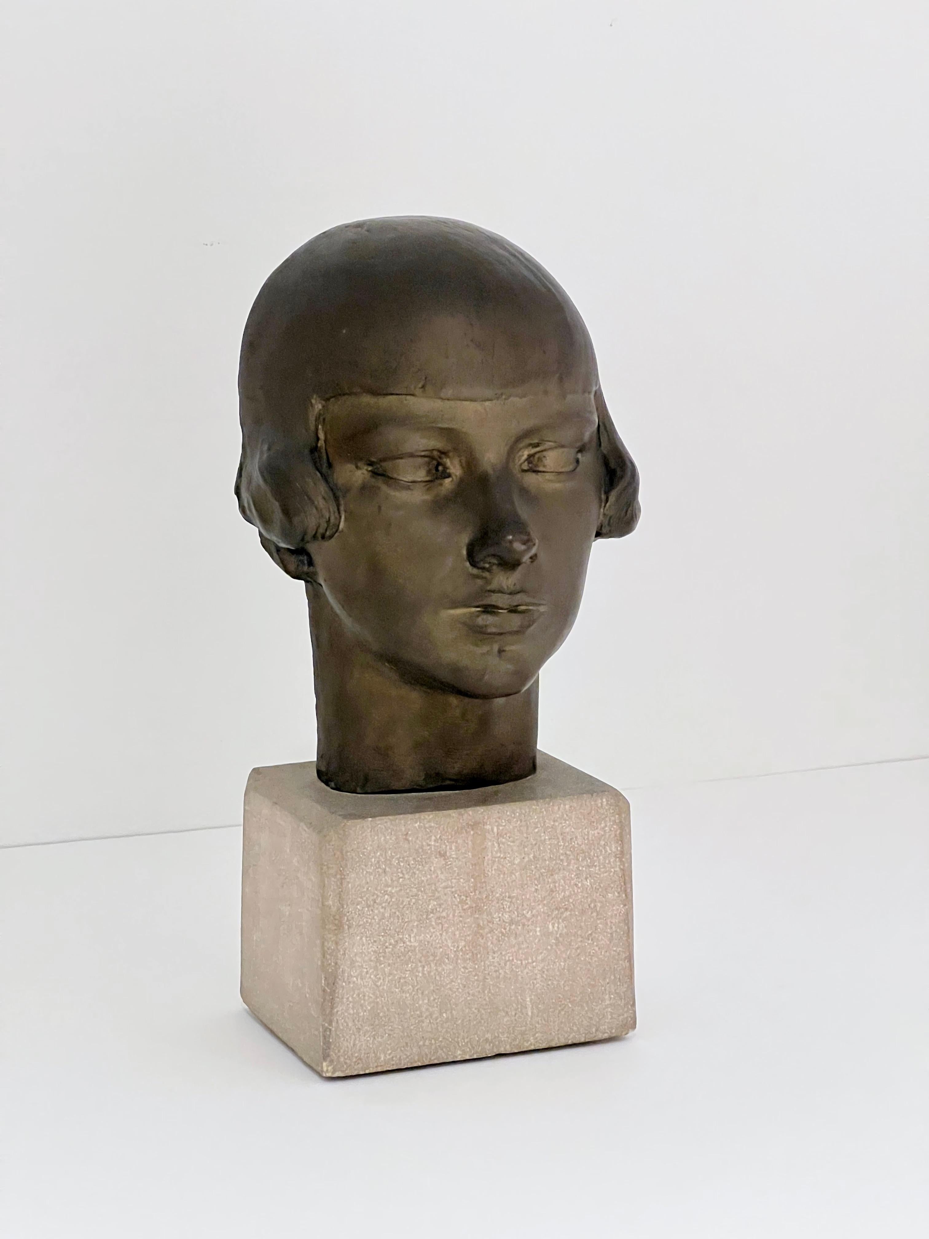 „Flora“-Kopfskulptur von Gertrude Vanderbilt Whitney (amerikanisch) im Angebot
