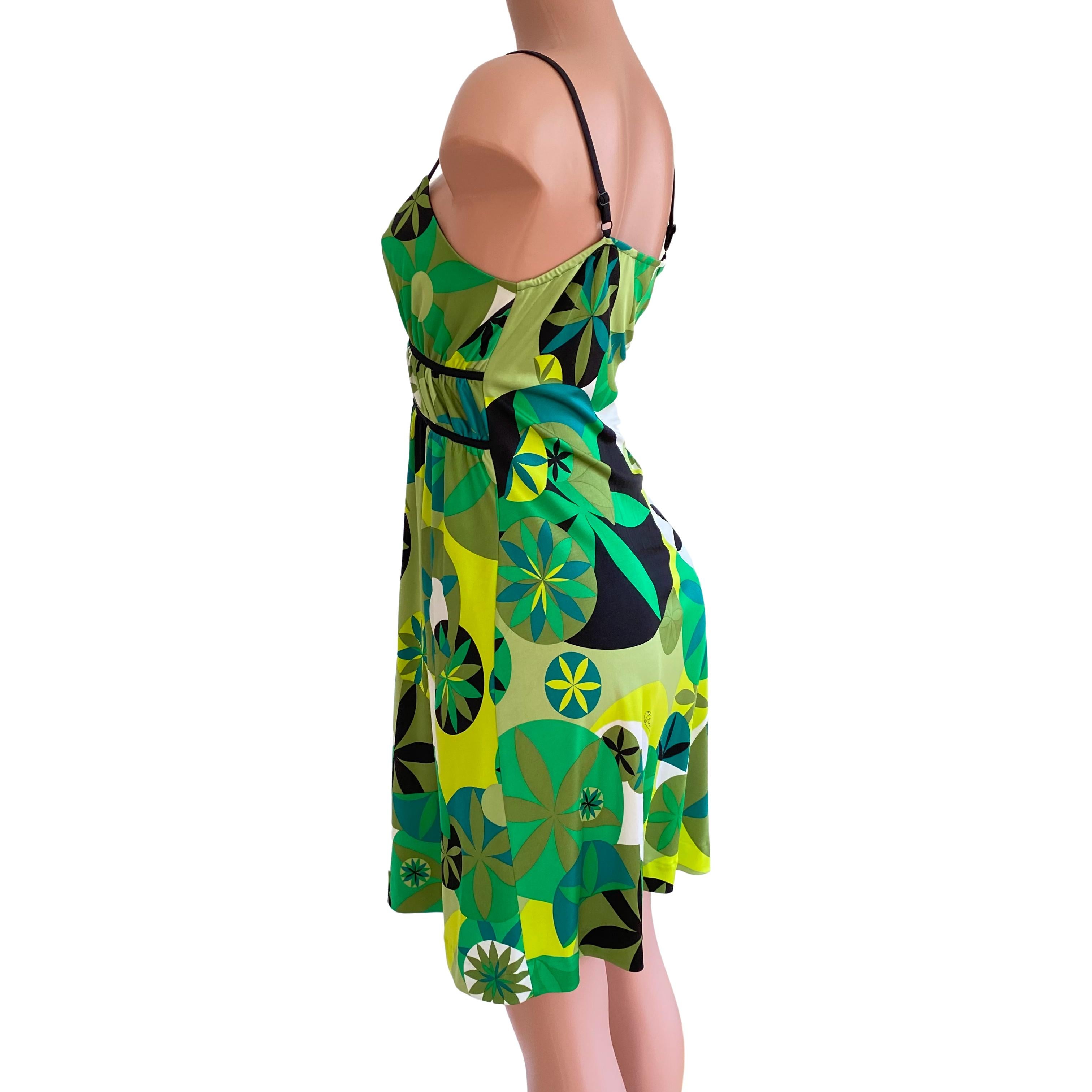 Hand-designed lily pond print in various shades of green.
Easy, flattering pull-over silk jersey slip dress with deep plunge V and lots of volume in the skirt.
Lined bra top. Adjustable shoulder straps for a perfect fit.
Roll it up for travel, wear