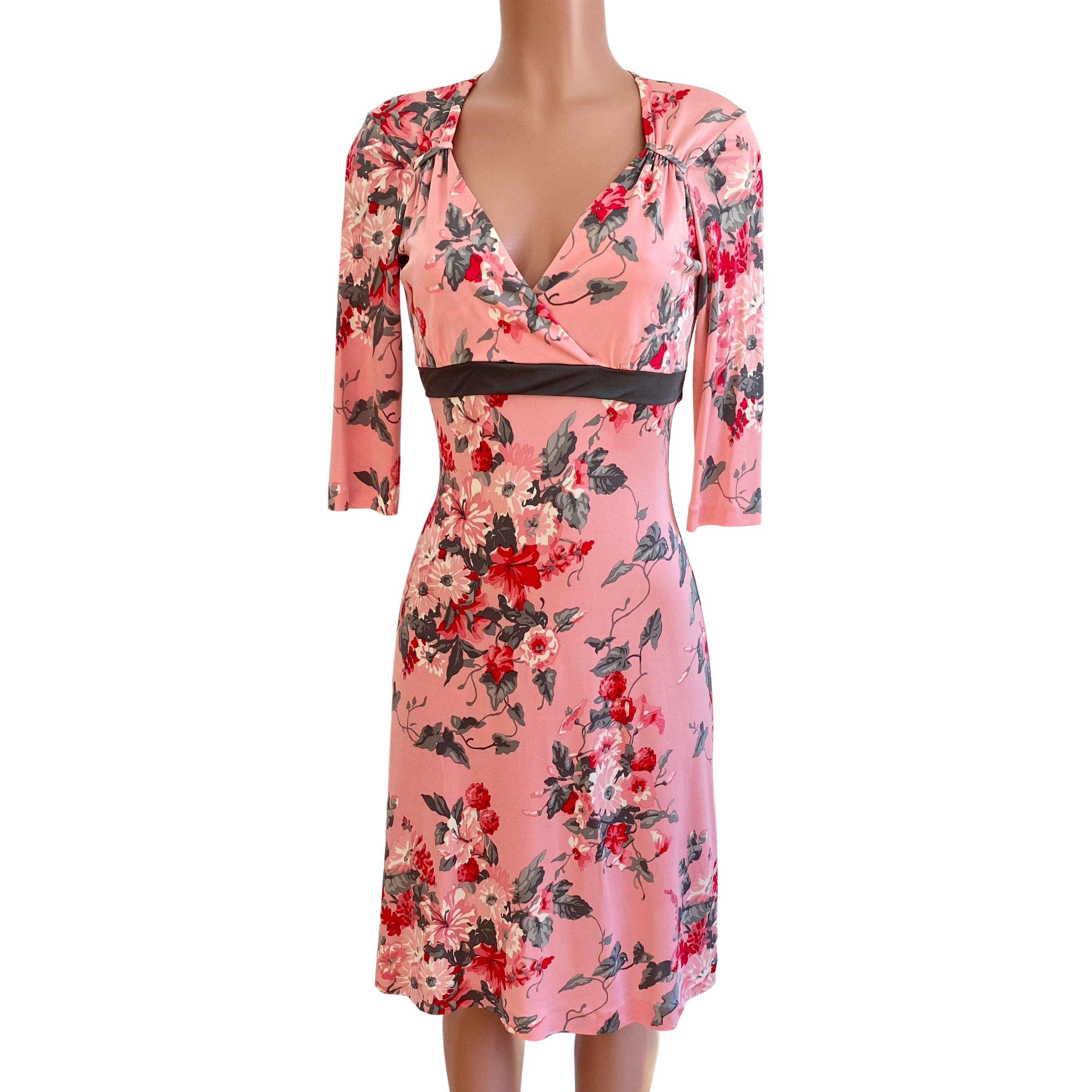 Women's Flora Kung Pink Gray Floral Bouquet Silk Dress - NWT For Sale