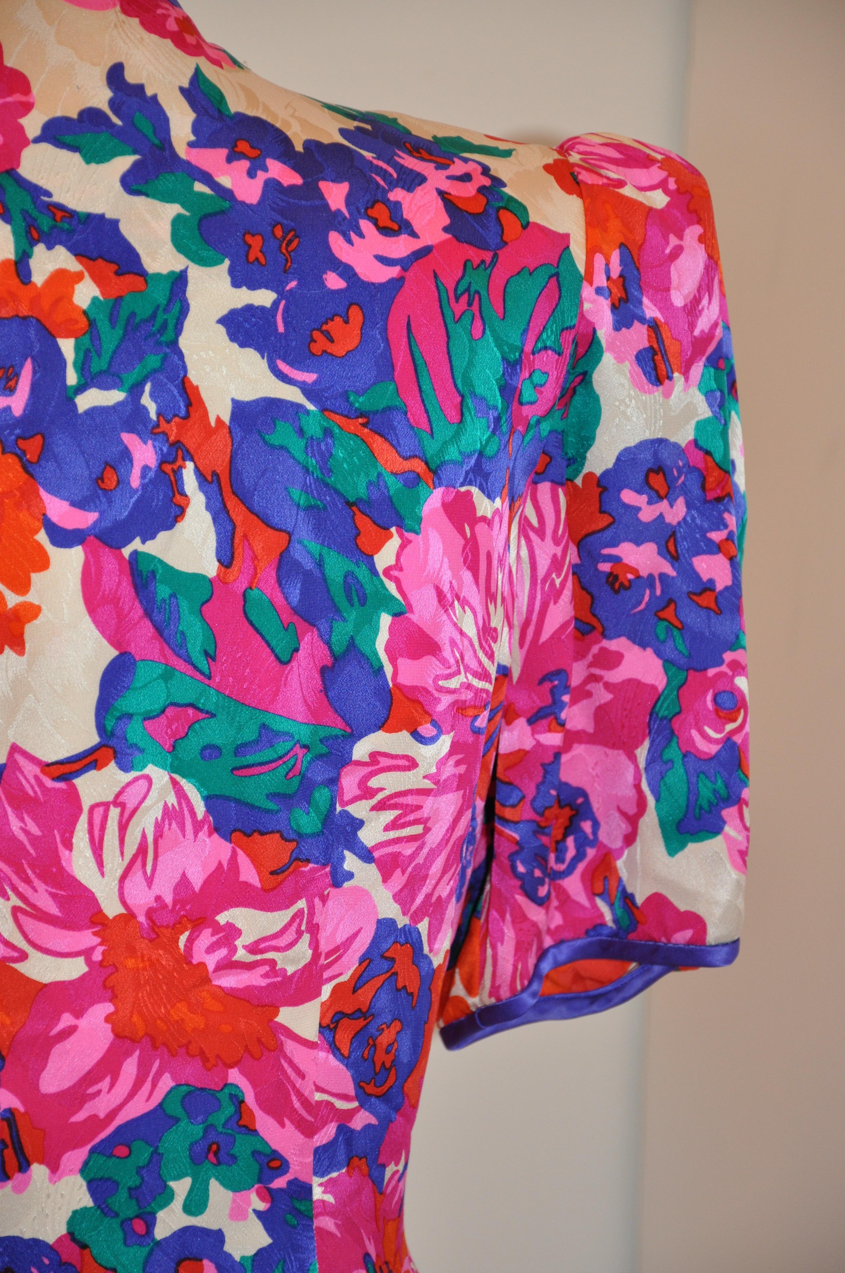 Pink Flora Kung Wonderful Multicolor Silk Floral Short-Sleeve Button-Front Dress
