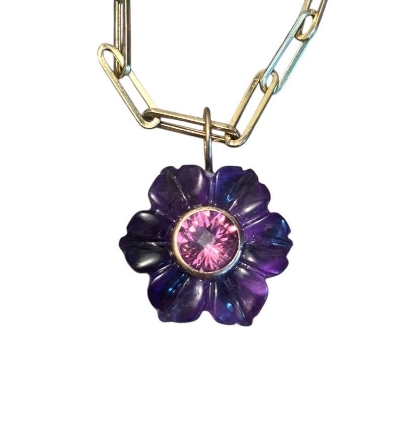 Ciondolo FLORA, ametista, topazio rosa e oro 14k In condizioni Nuovo in vendita a New York, NY