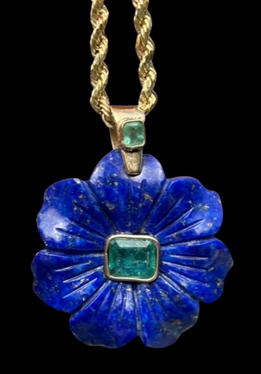 Taglio smeraldo Ciondolo FLORA, lapis, smeraldi e oro 14k in vendita
