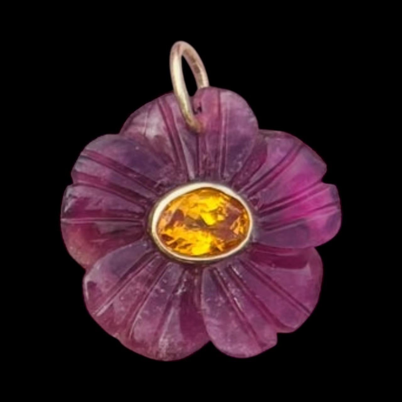 Taglio misto FLORA Pendant, Tourmaline Flower with Mandarin Garnet & 14k Gold in vendita